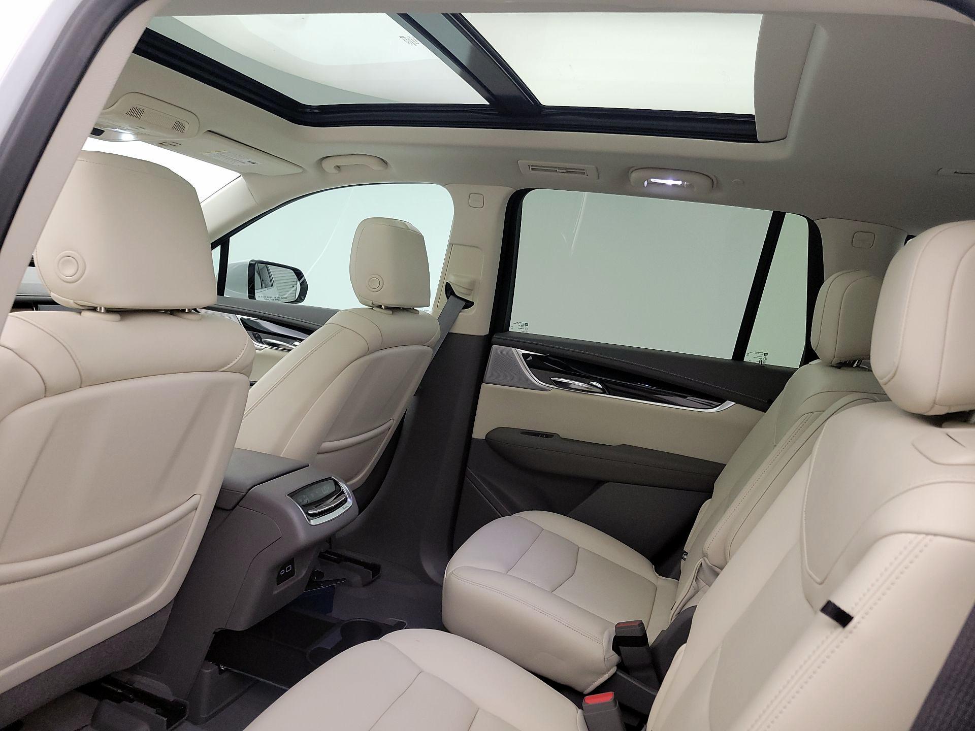 Thumbnail: 2025 Cadillac XT6 - 20