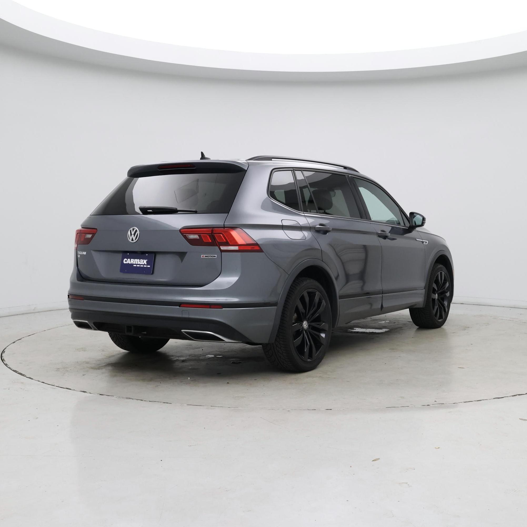 Thumbnail: 2021 Volkswagen Tiguan - 8