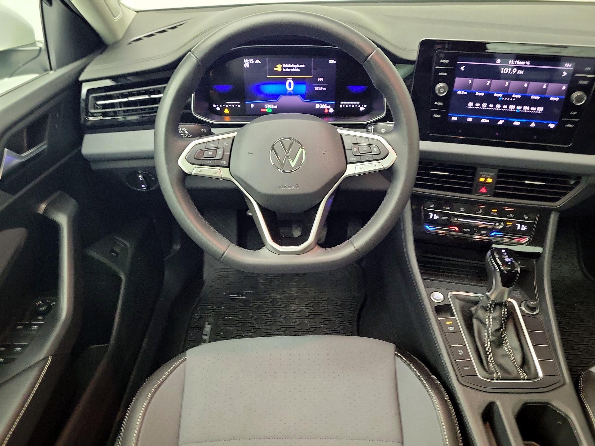 Thumbnail: 2026 Volkswagen Jetta - 10