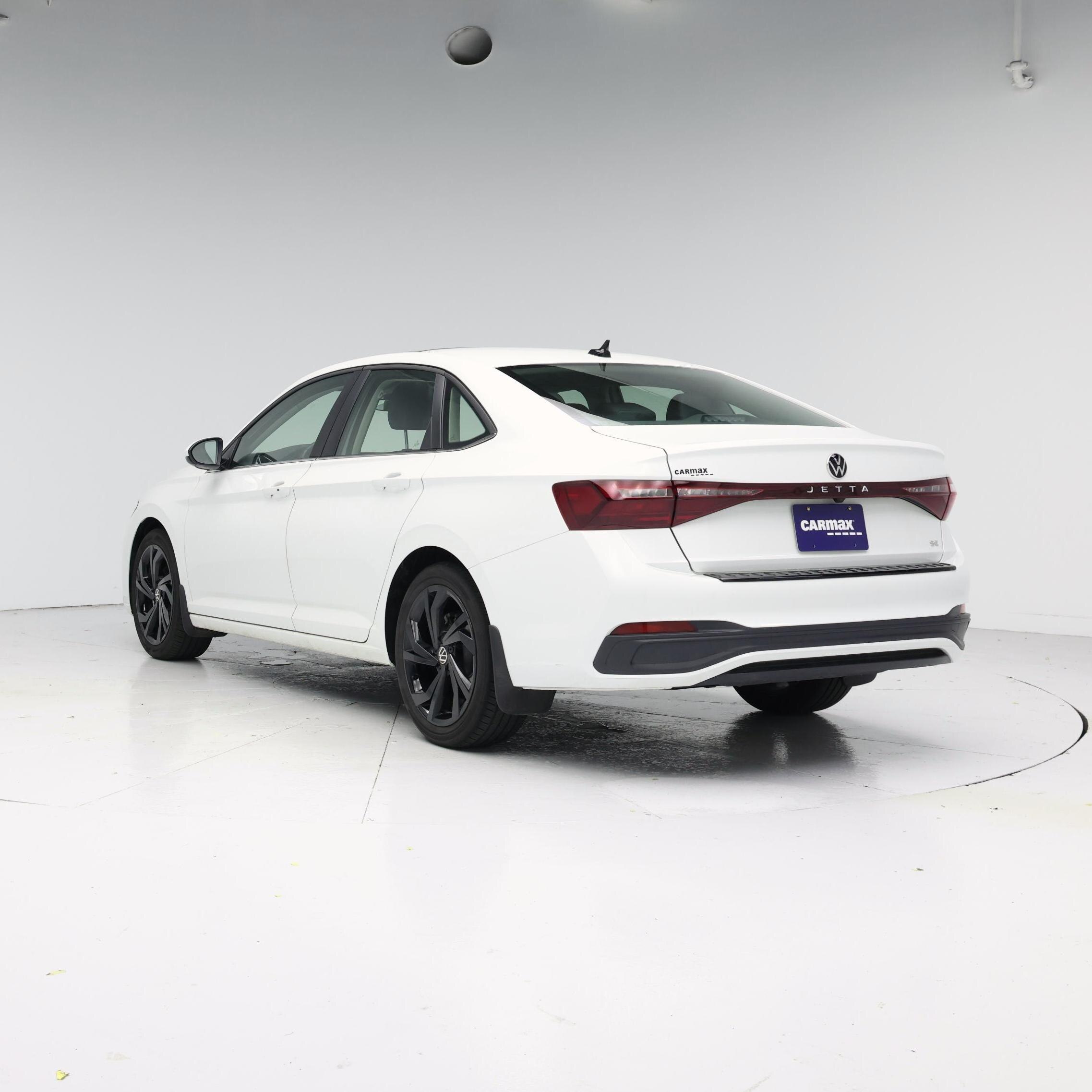 Thumbnail: 2026 Volkswagen Jetta - 2