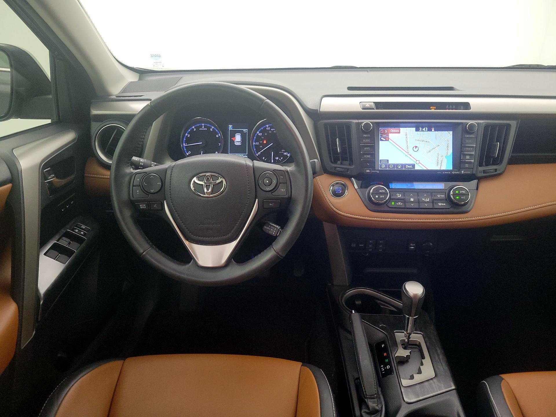 Thumbnail: 2017 Toyota RAV4 - 10