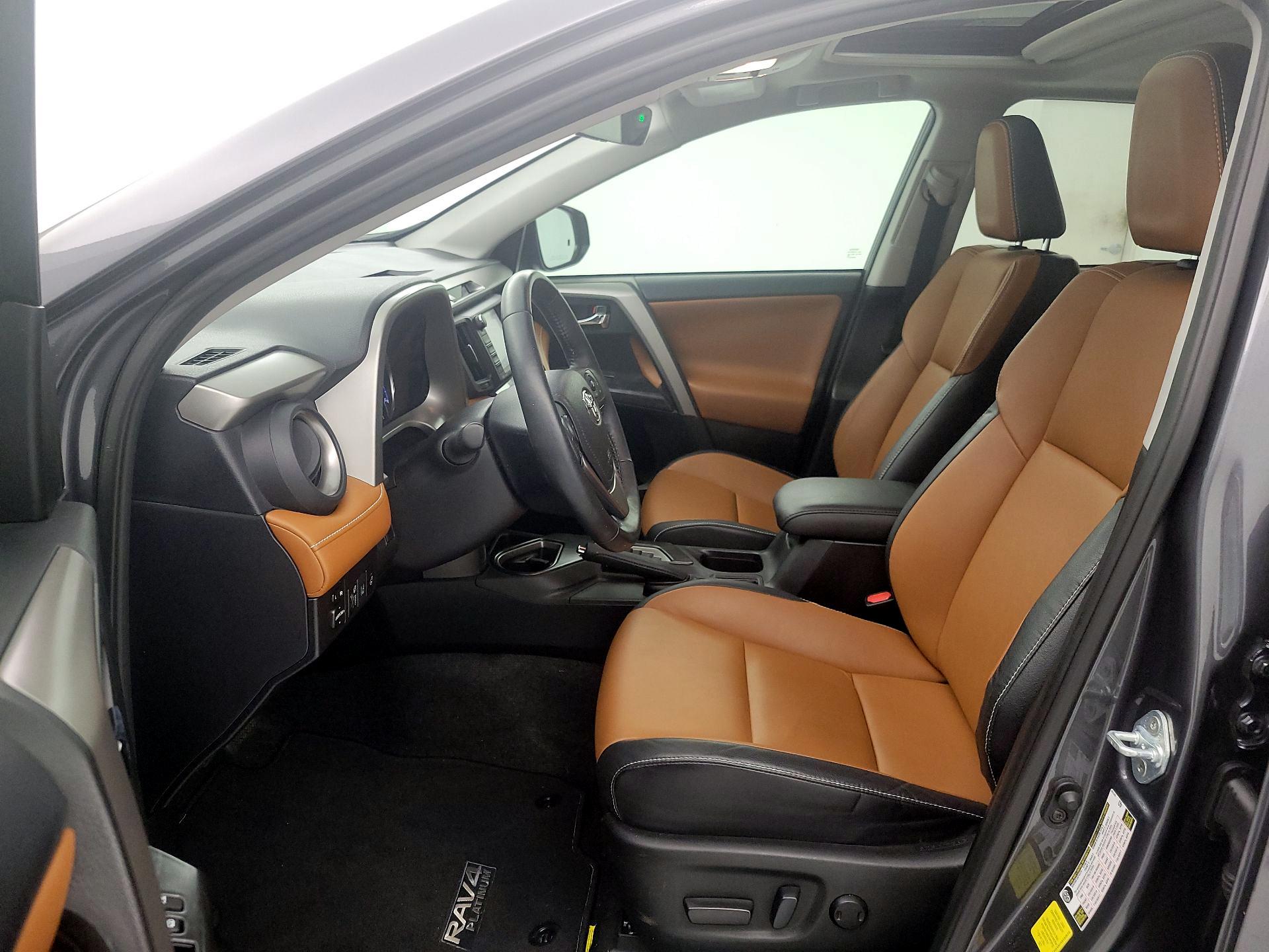 Thumbnail: 2017 Toyota RAV4 - 11
