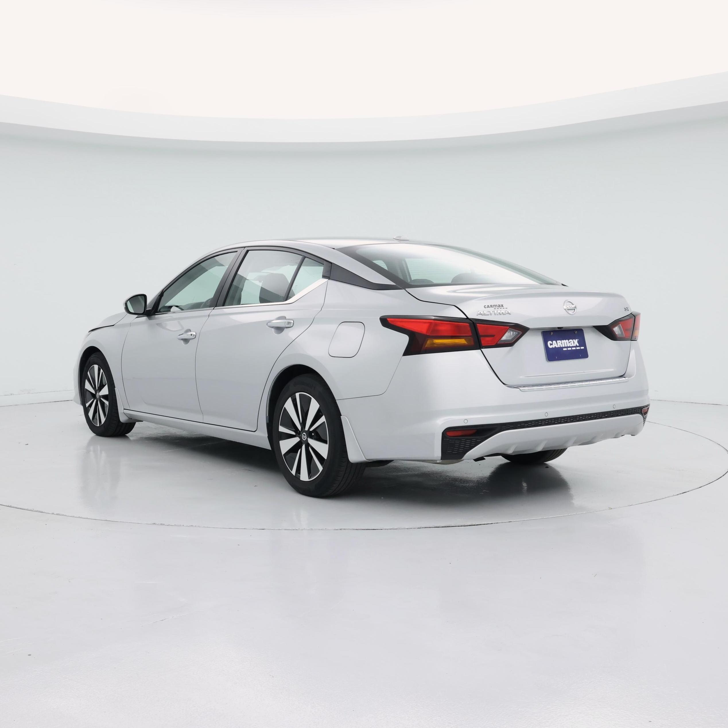 Thumbnail: 2022 Nissan Altima - 2