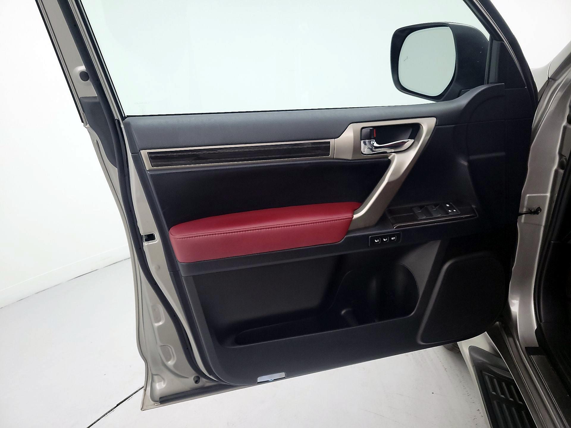 Thumbnail: 2021 Lexus GX - 12