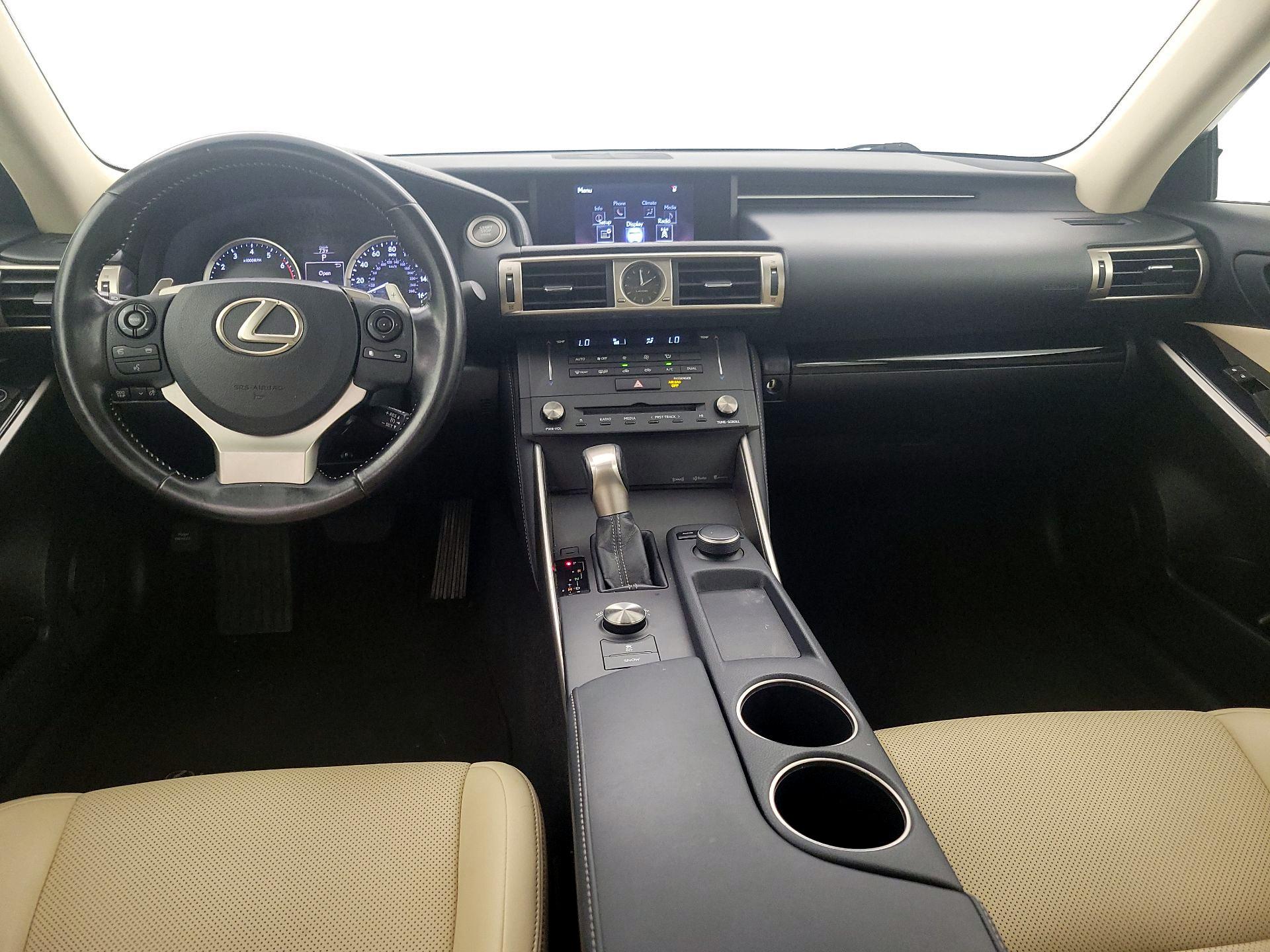 Thumbnail: 2016 Lexus IS - 9