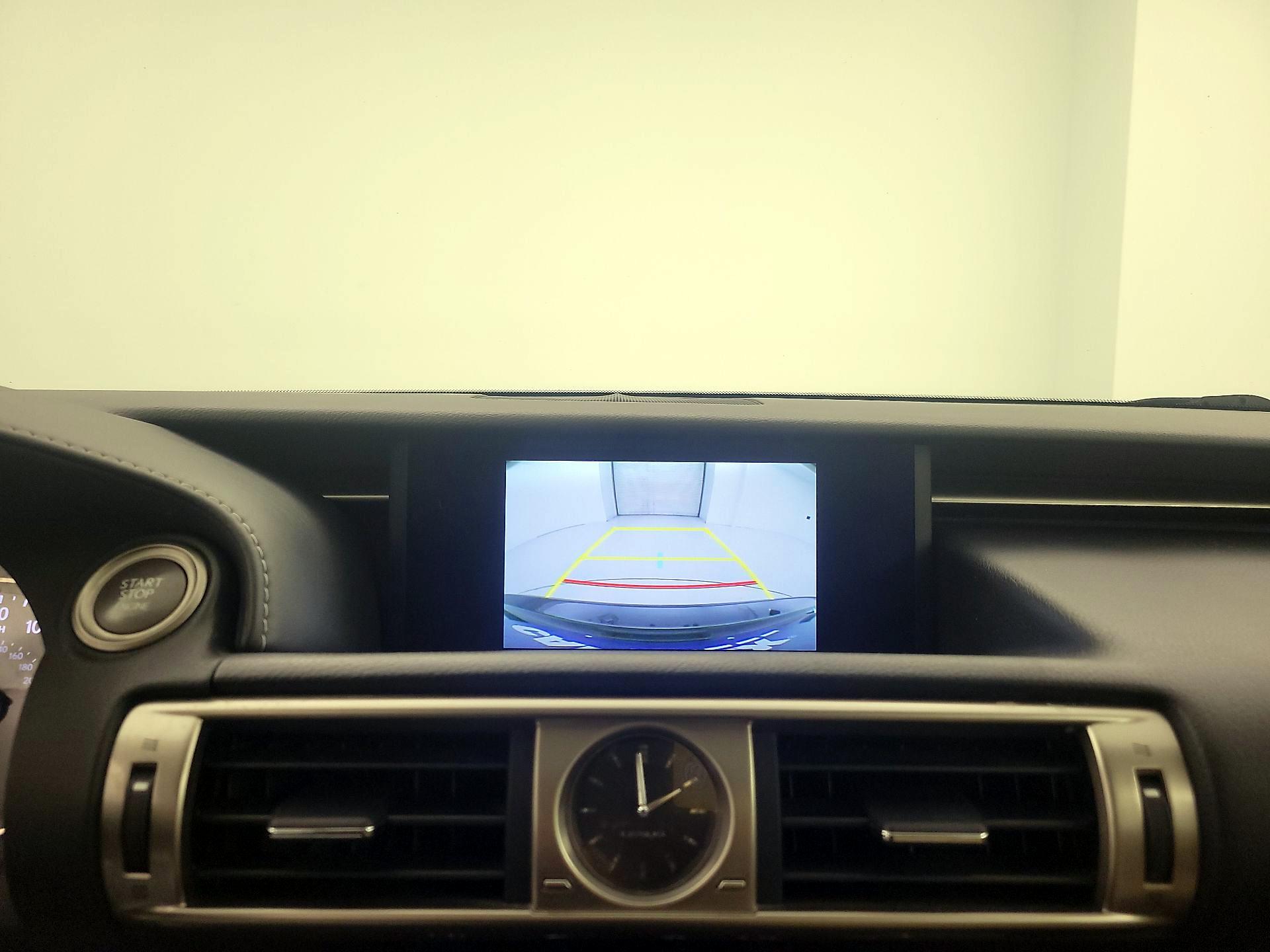 Thumbnail: 2016 Lexus IS - 14