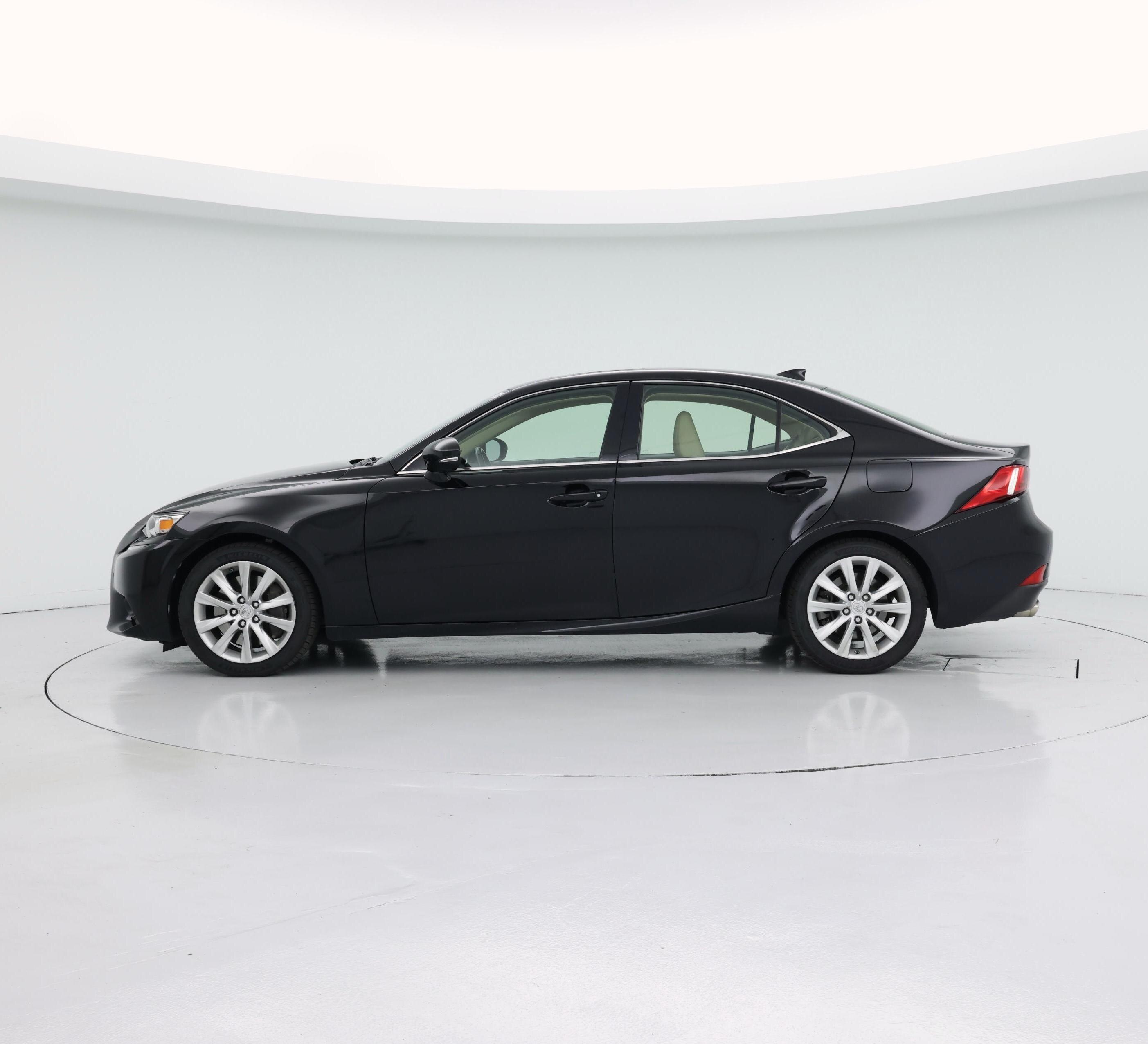 Thumbnail: 2016 Lexus IS - 3