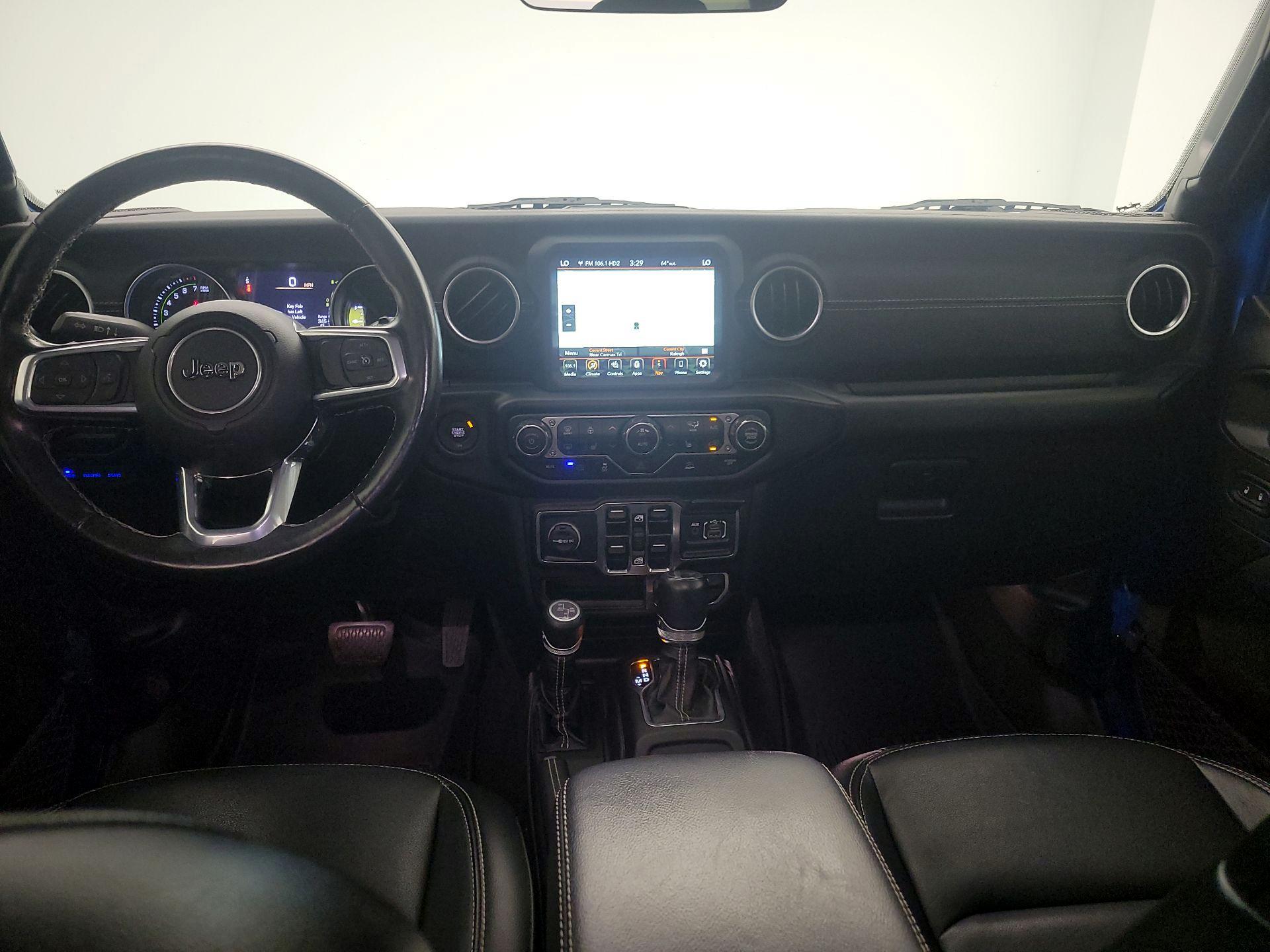 Thumbnail: 2022 Jeep Wrangler - 9