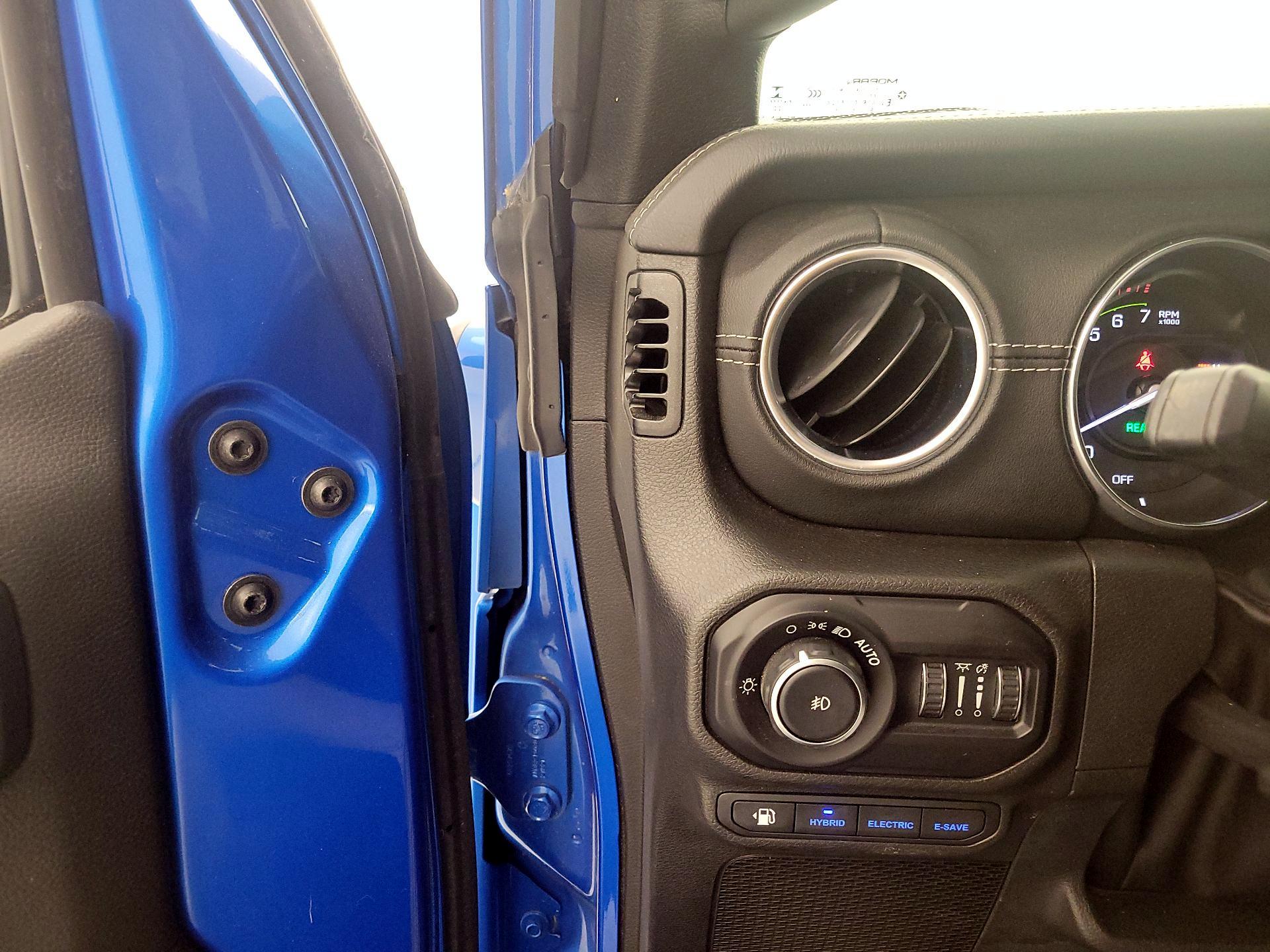 Thumbnail: 2022 Jeep Wrangler - 13