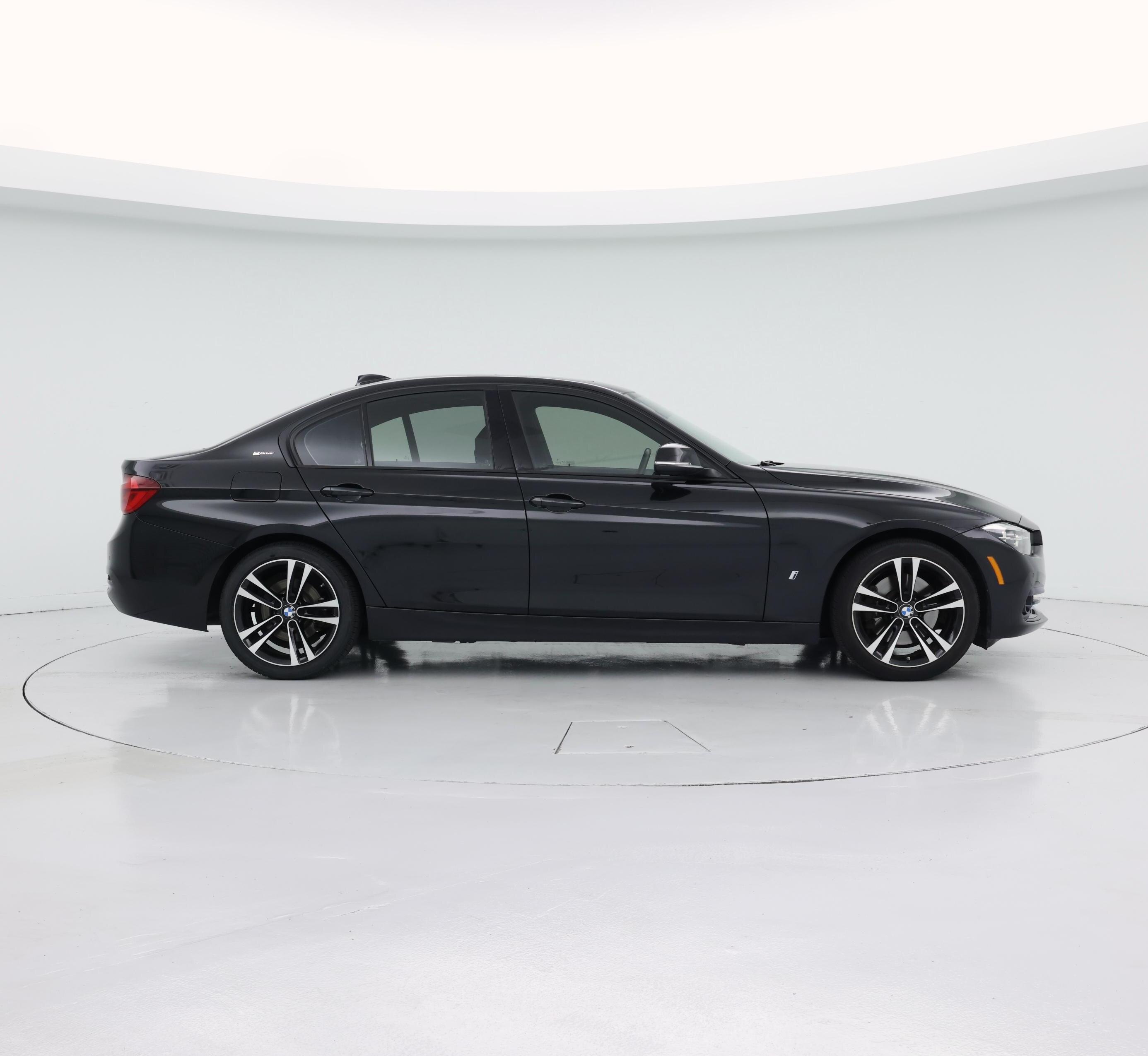 Thumbnail: 2018 BMW 3 Series - 7