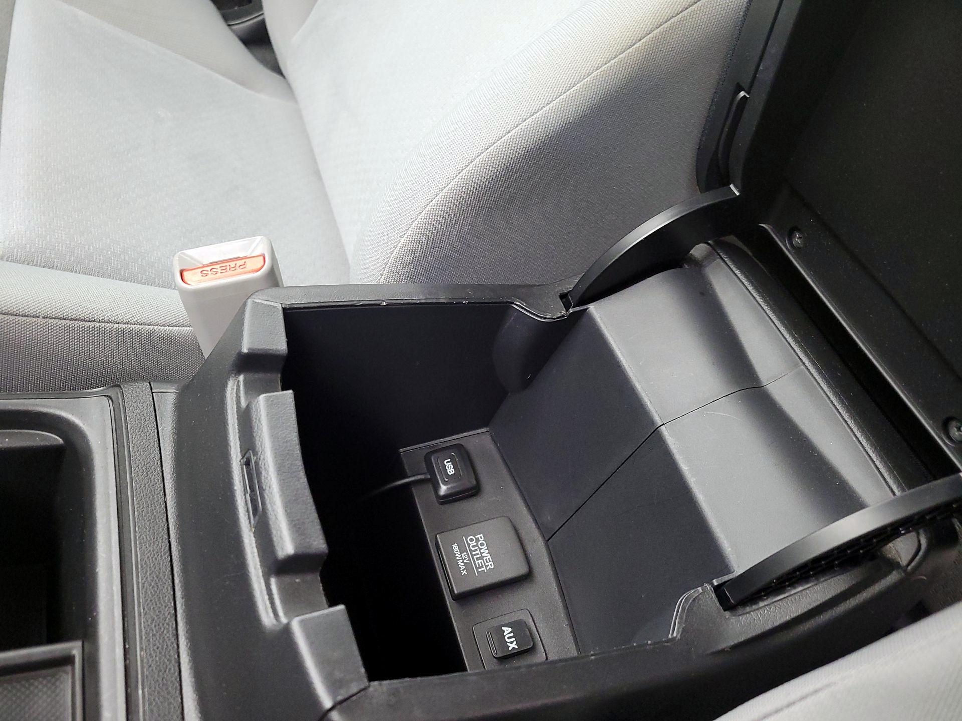Thumbnail: 2015 Honda CR-V - 18