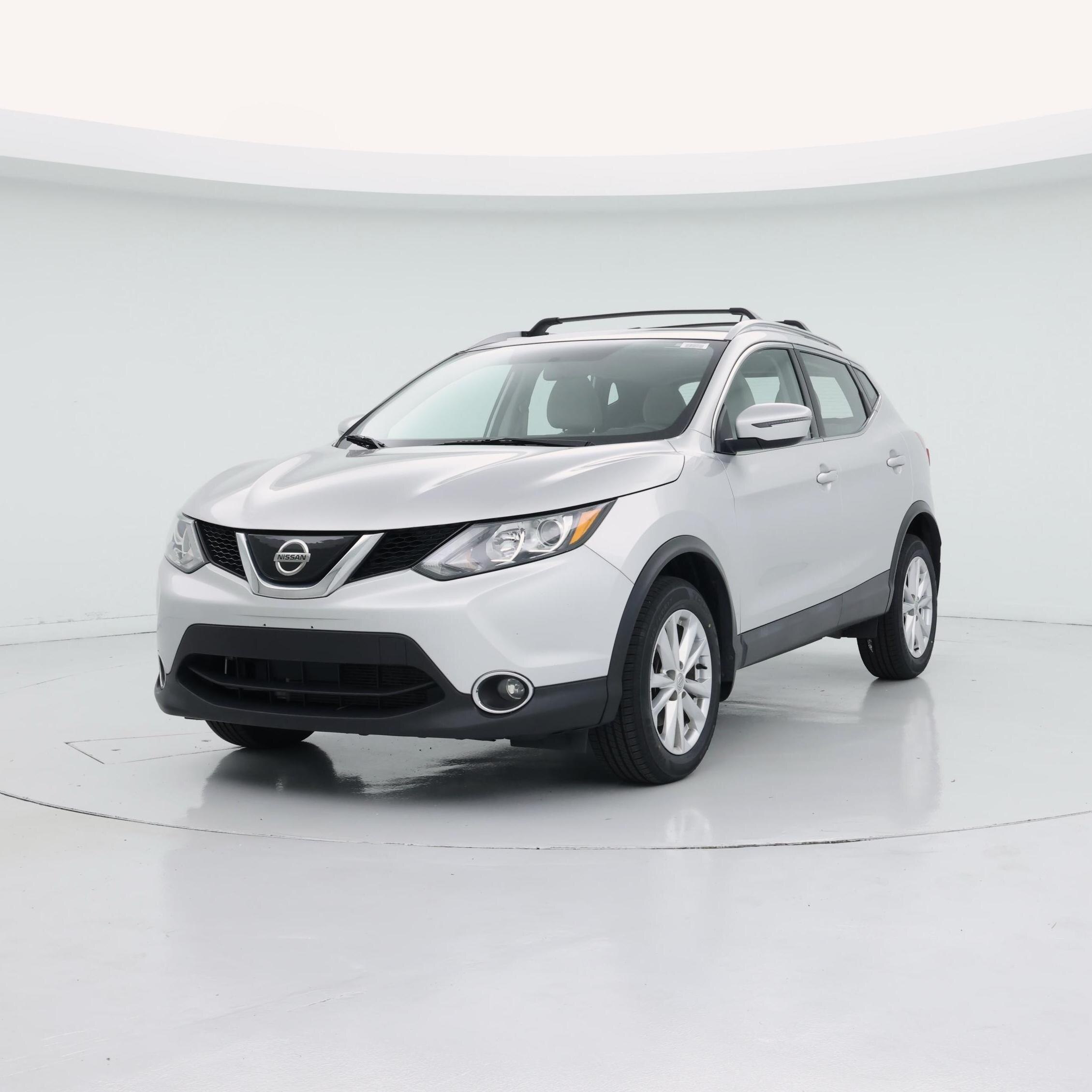 Thumbnail: 2018 Nissan Rogue Sport - 4