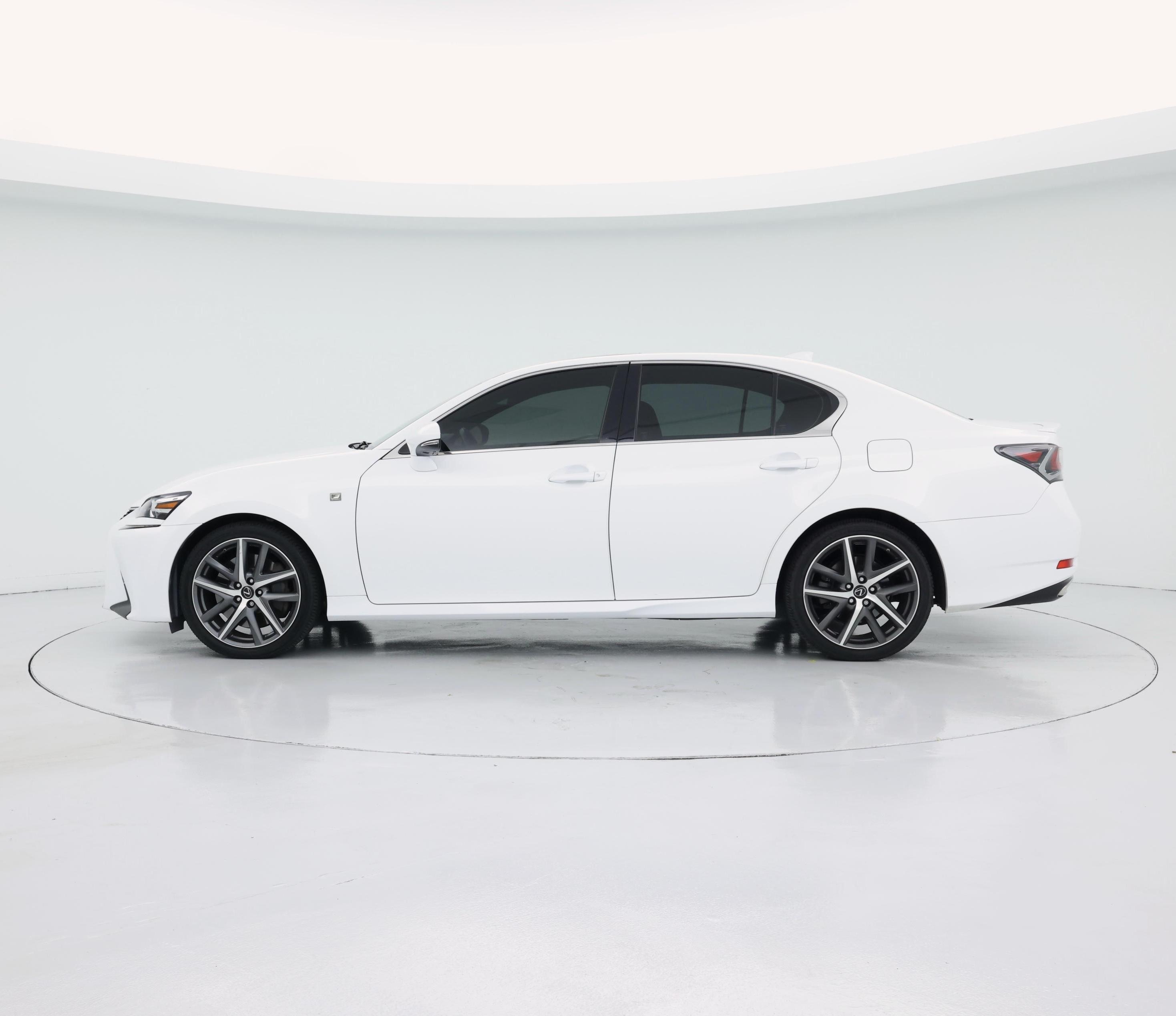 Thumbnail: 2019 Lexus GS - 3