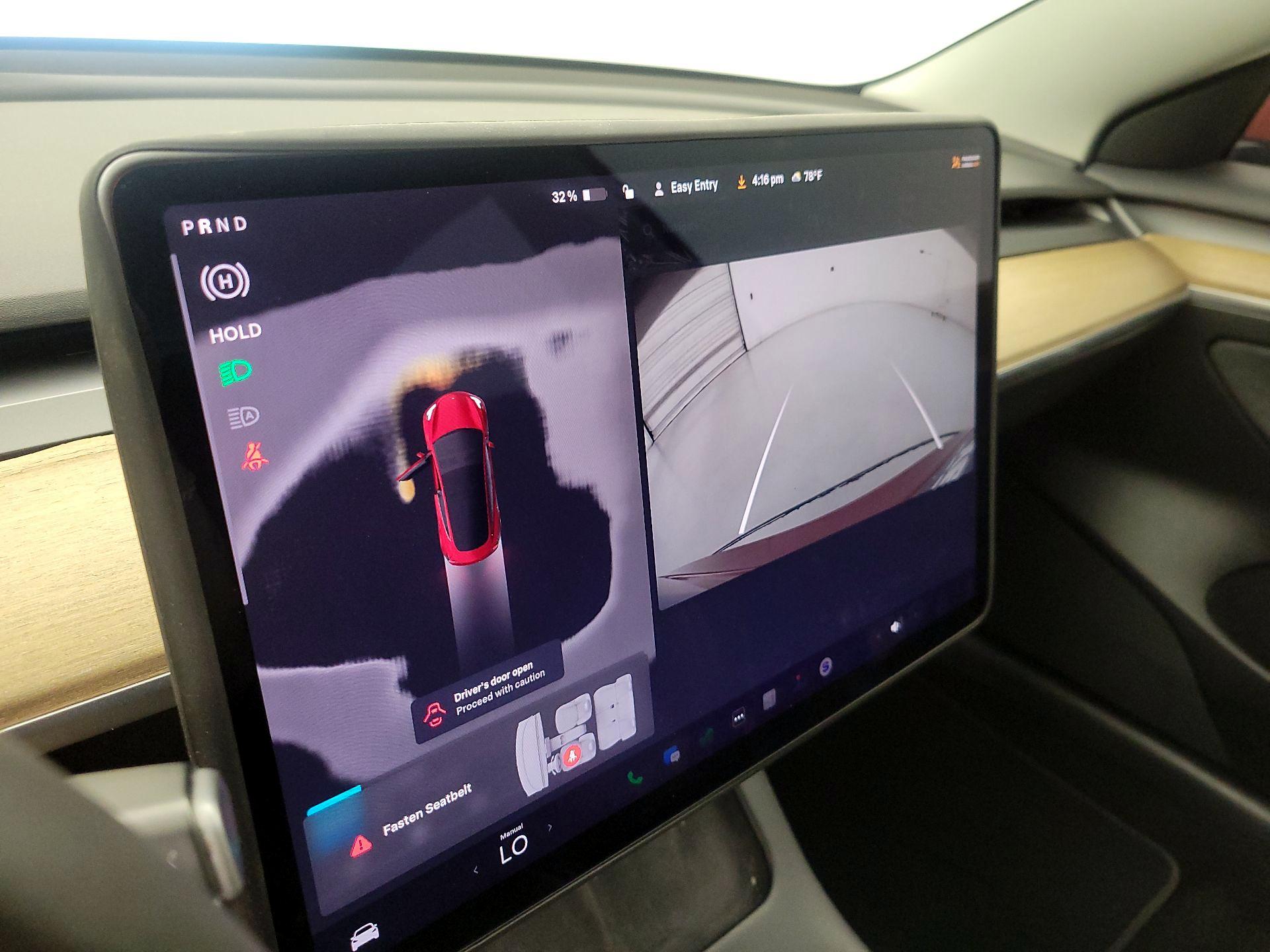Thumbnail: 2022 Tesla Model 3 - 14