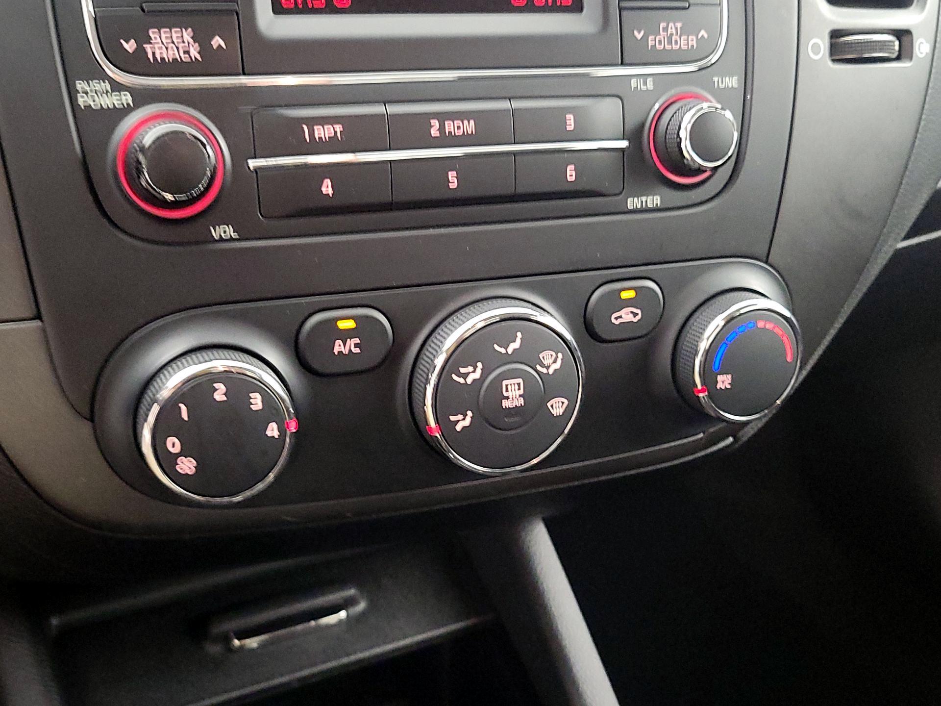Thumbnail: 2016 Kia Forte - 15