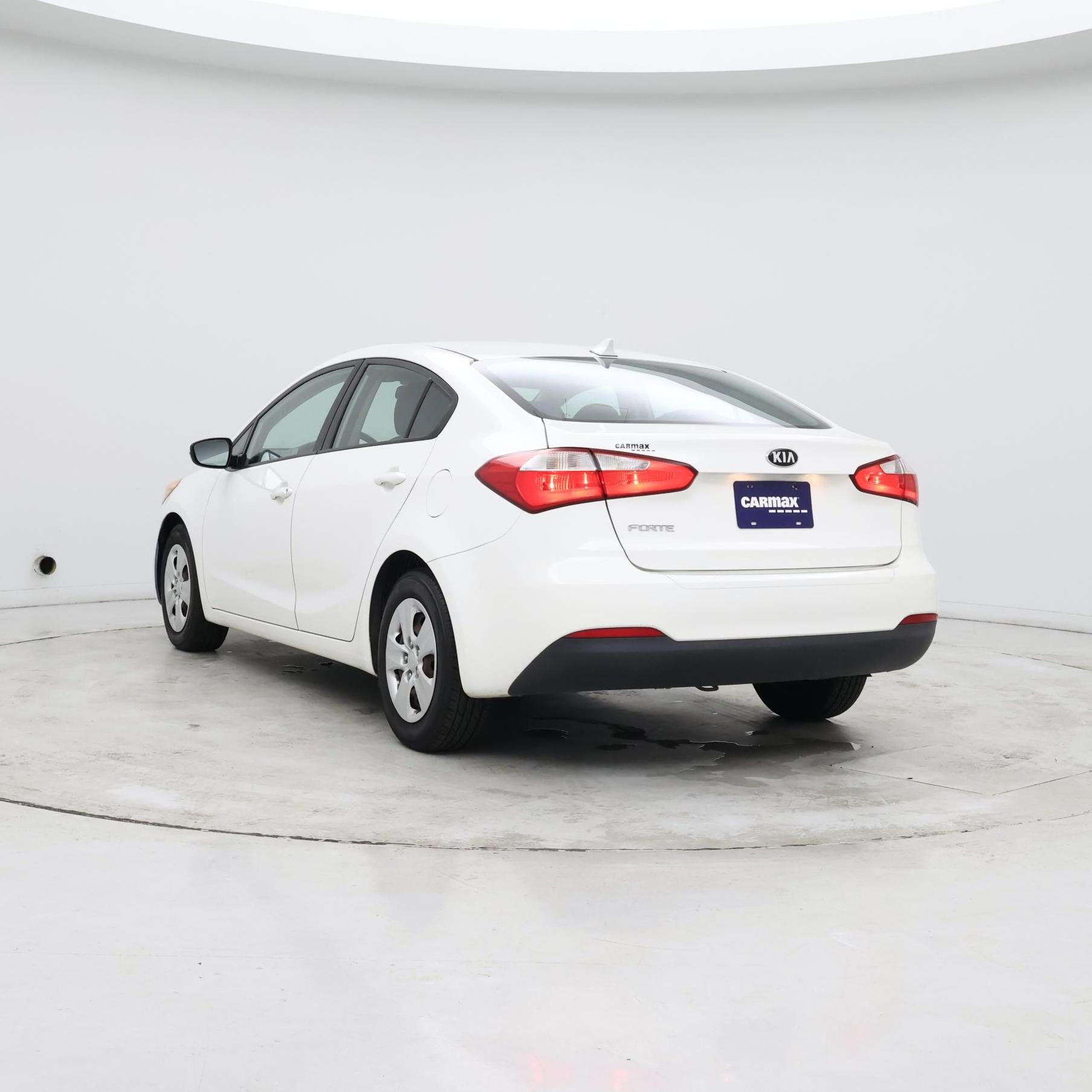 Thumbnail: 2016 Kia Forte - 2