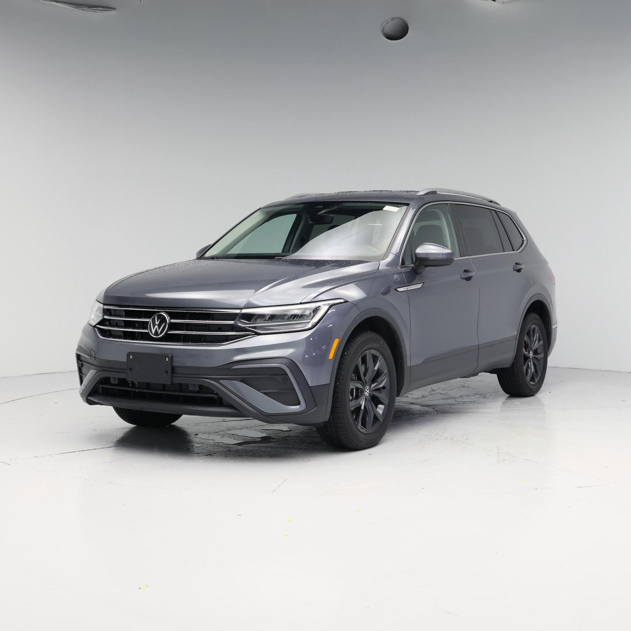 Thumbnail: 2024 Volkswagen Tiguan - 4