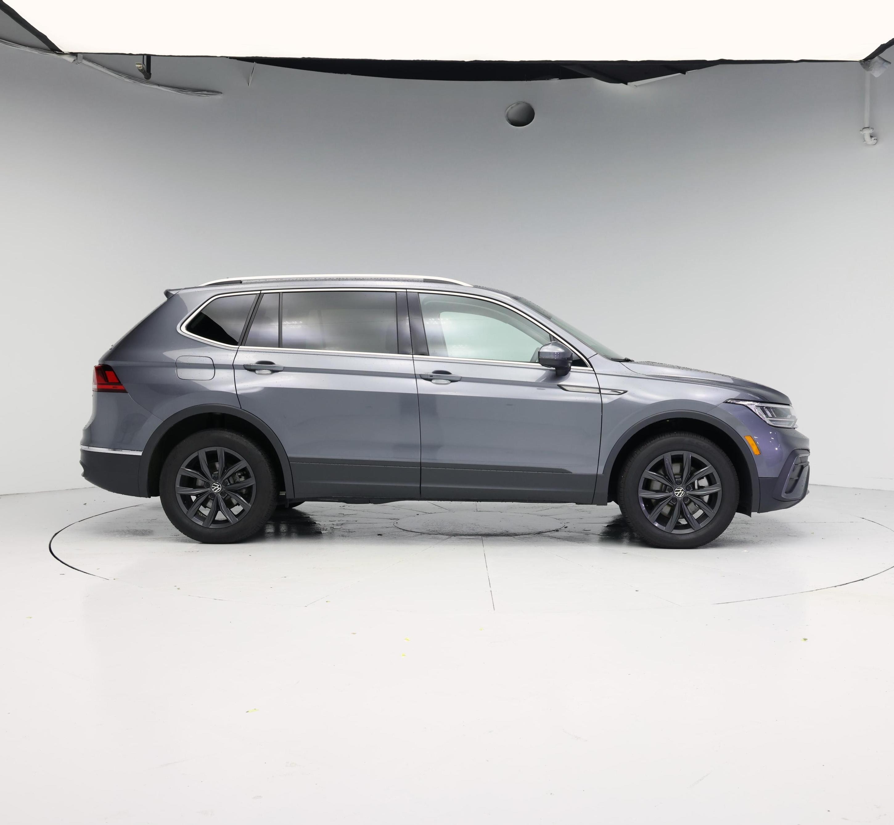 Thumbnail: 2024 Volkswagen Tiguan - 7