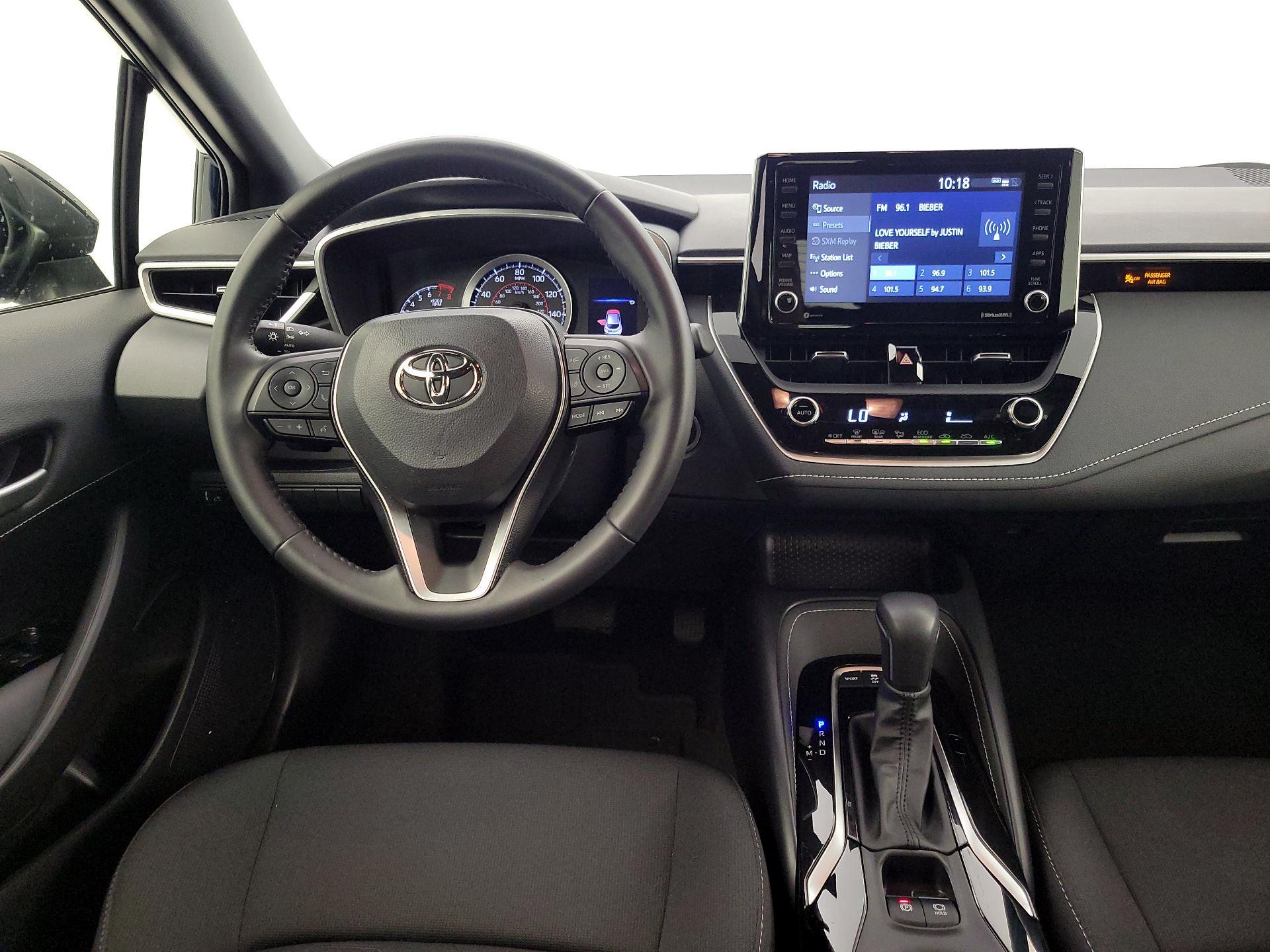 Thumbnail: 2022 Toyota Corolla - 10