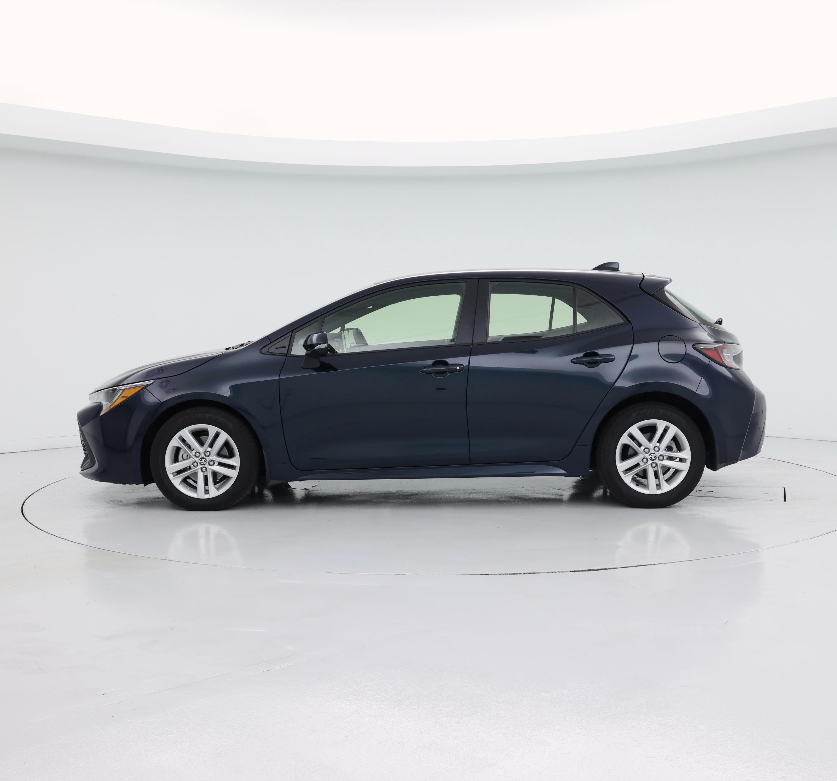 Thumbnail: 2022 Toyota Corolla - 3