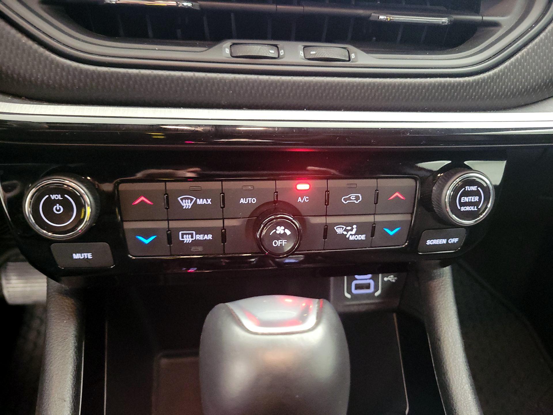 Thumbnail: 2025 Jeep Compass - 16