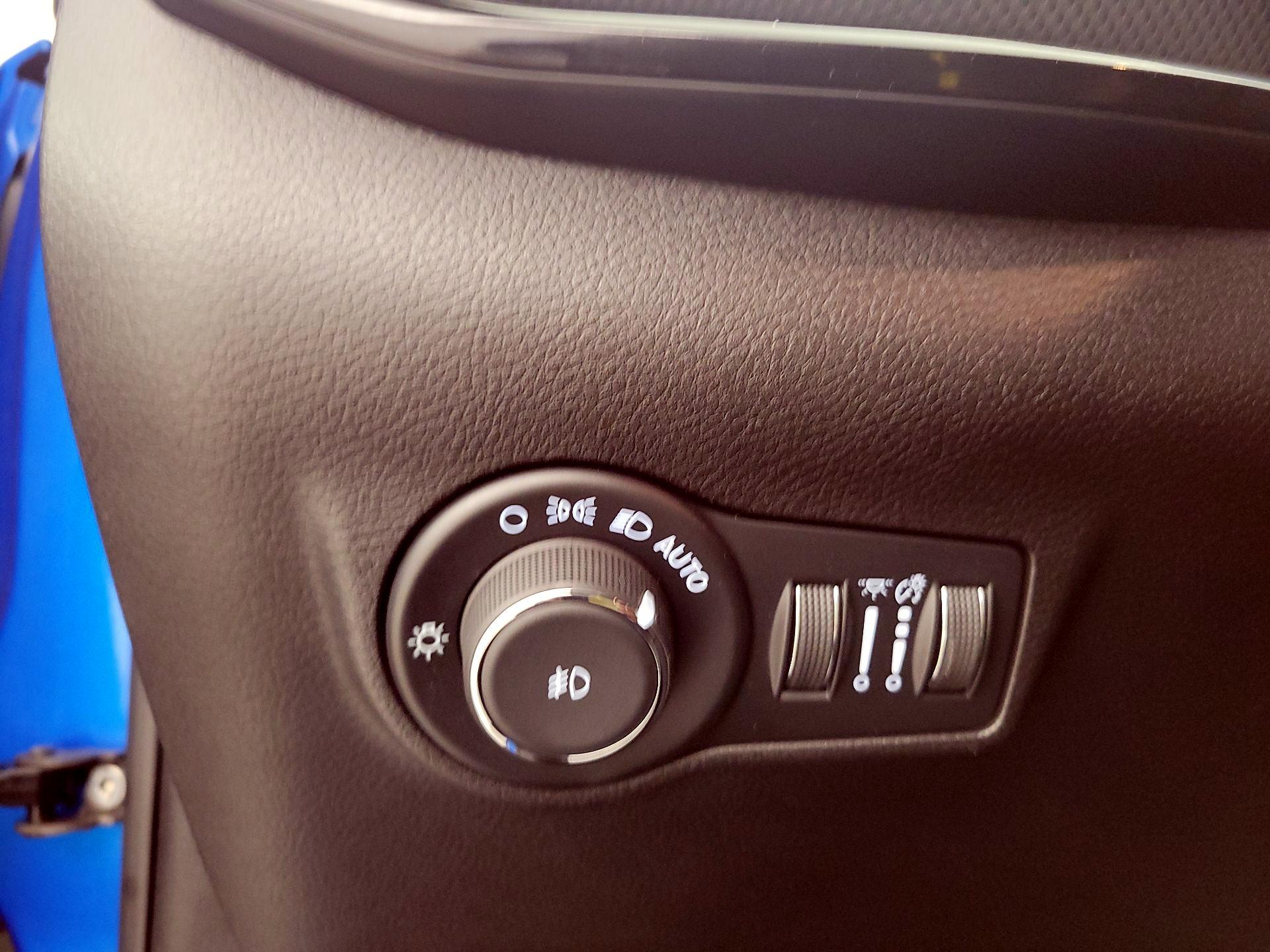Thumbnail: 2025 Jeep Compass - 13