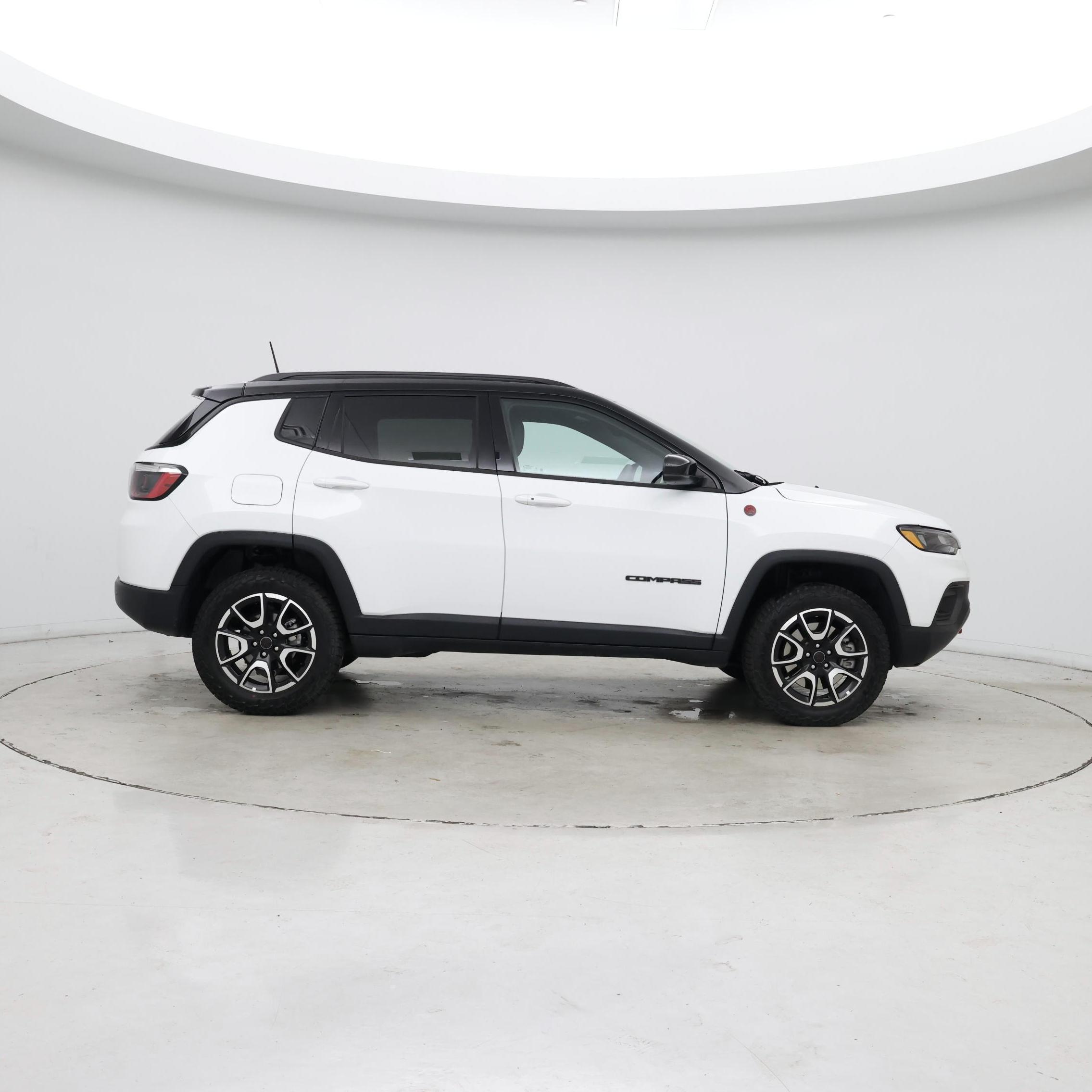 Thumbnail: 2025 Jeep Compass - 7