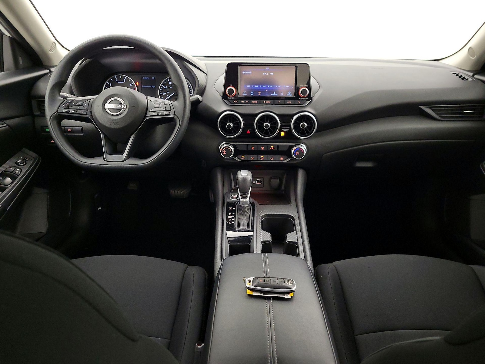 2025 Nissan Sentra S - Photo 10