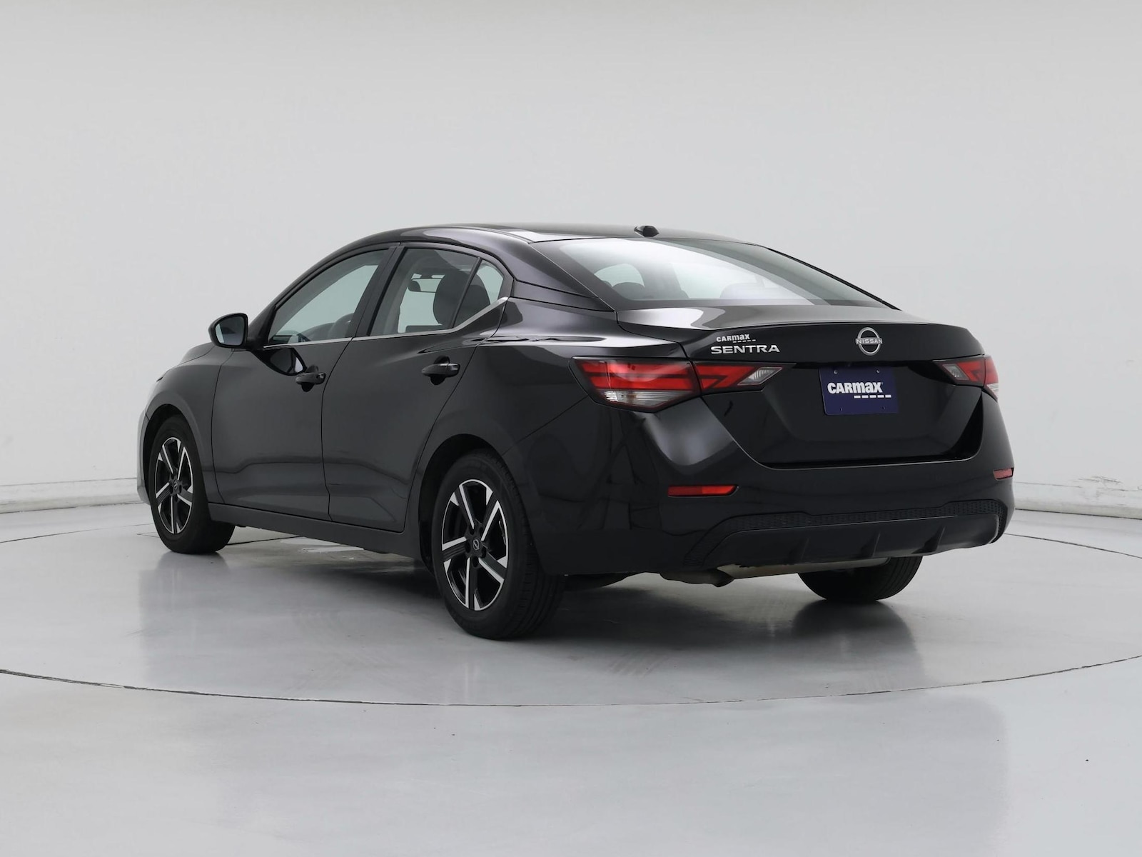 2025 Nissan Sentra SV - Photo 3