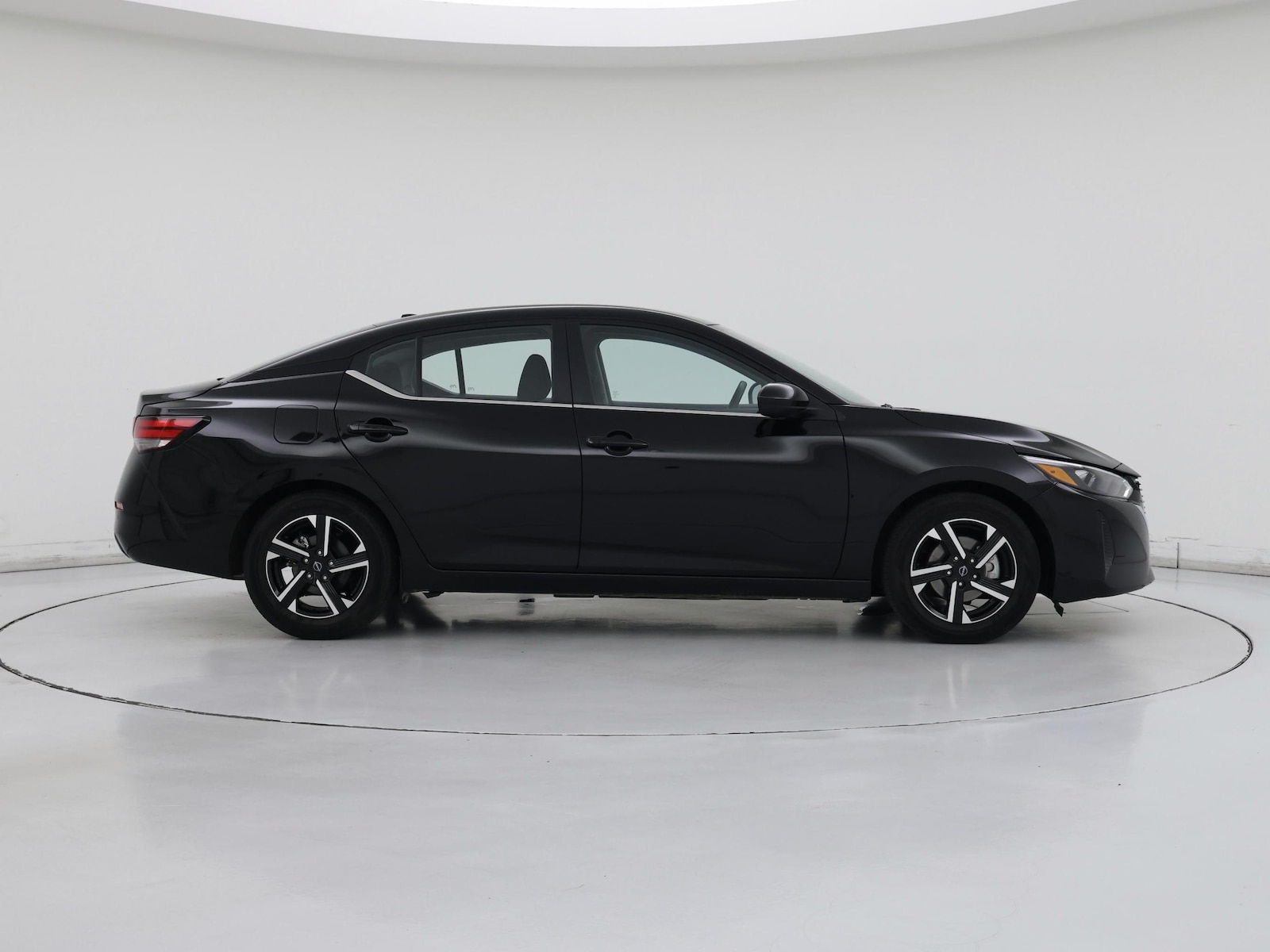 2025 Nissan Sentra SV - Photo 8