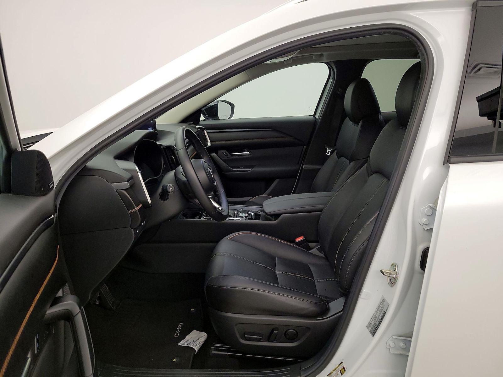 2025 Mazda CX-50 Premium Plus - Photo 12