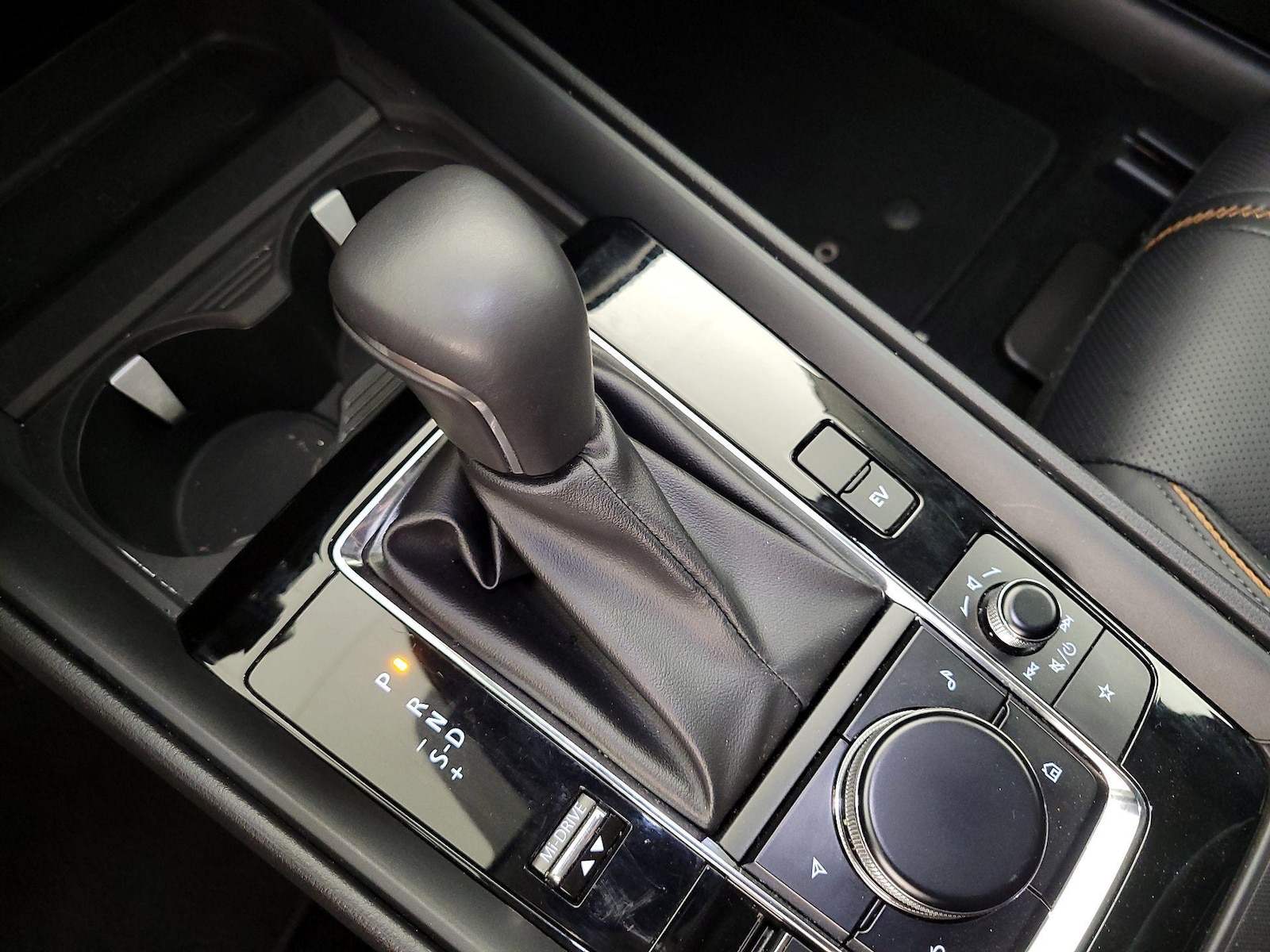 2025 Mazda CX-50 Premium Plus - Photo 18