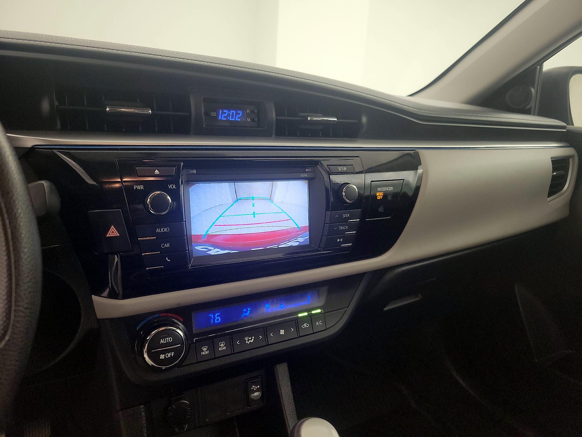 Thumbnail: 2015 Toyota Corolla - 14
