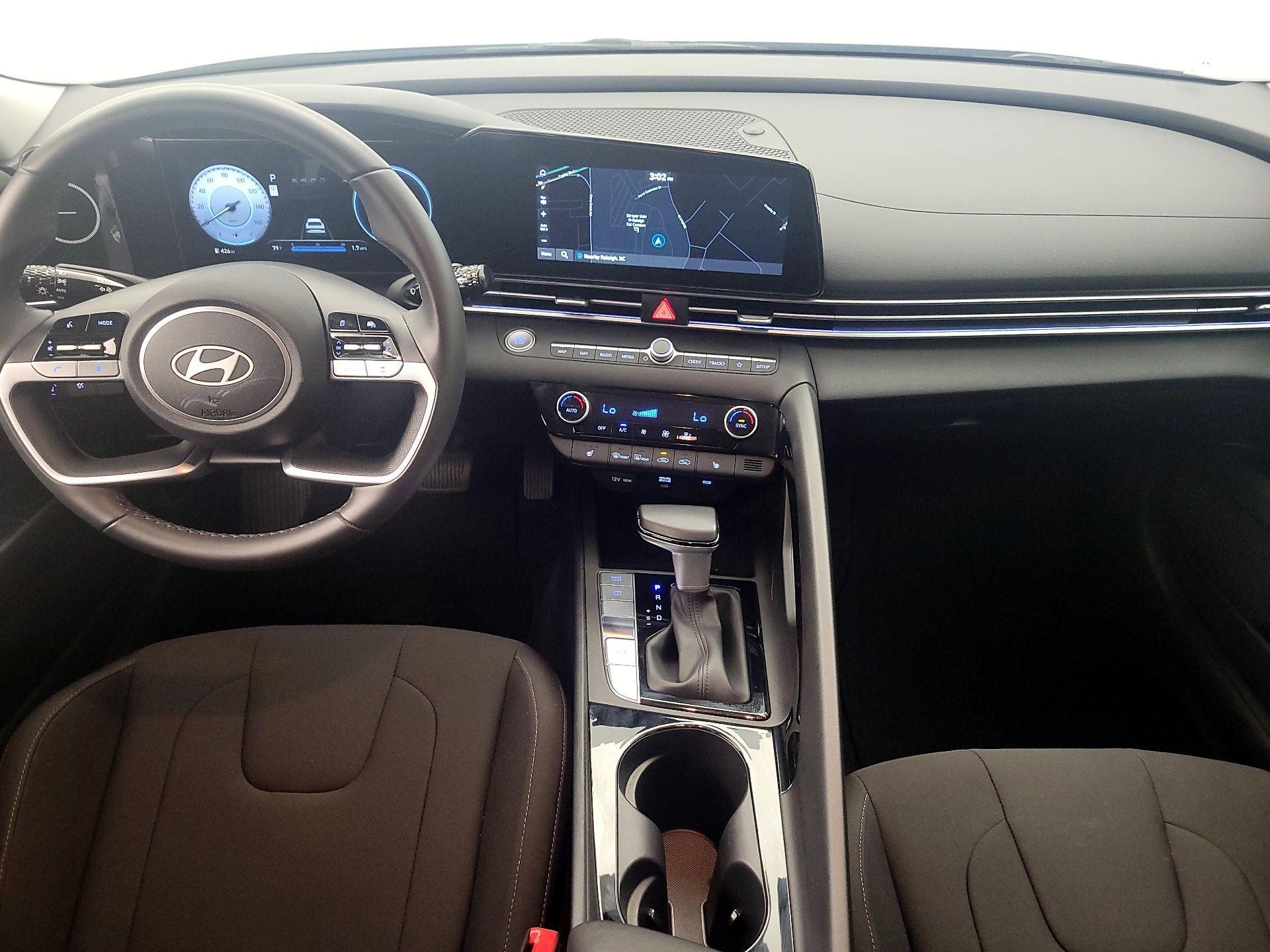 Thumbnail: 2025 Hyundai Elantra - 9