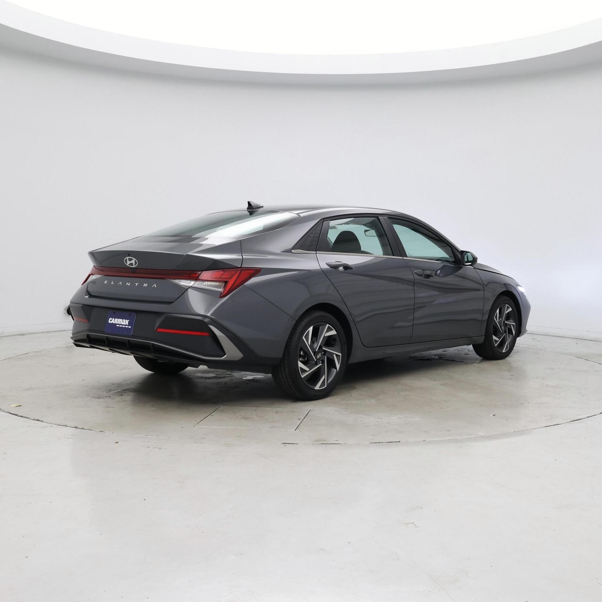 Thumbnail: 2025 Hyundai Elantra - 6