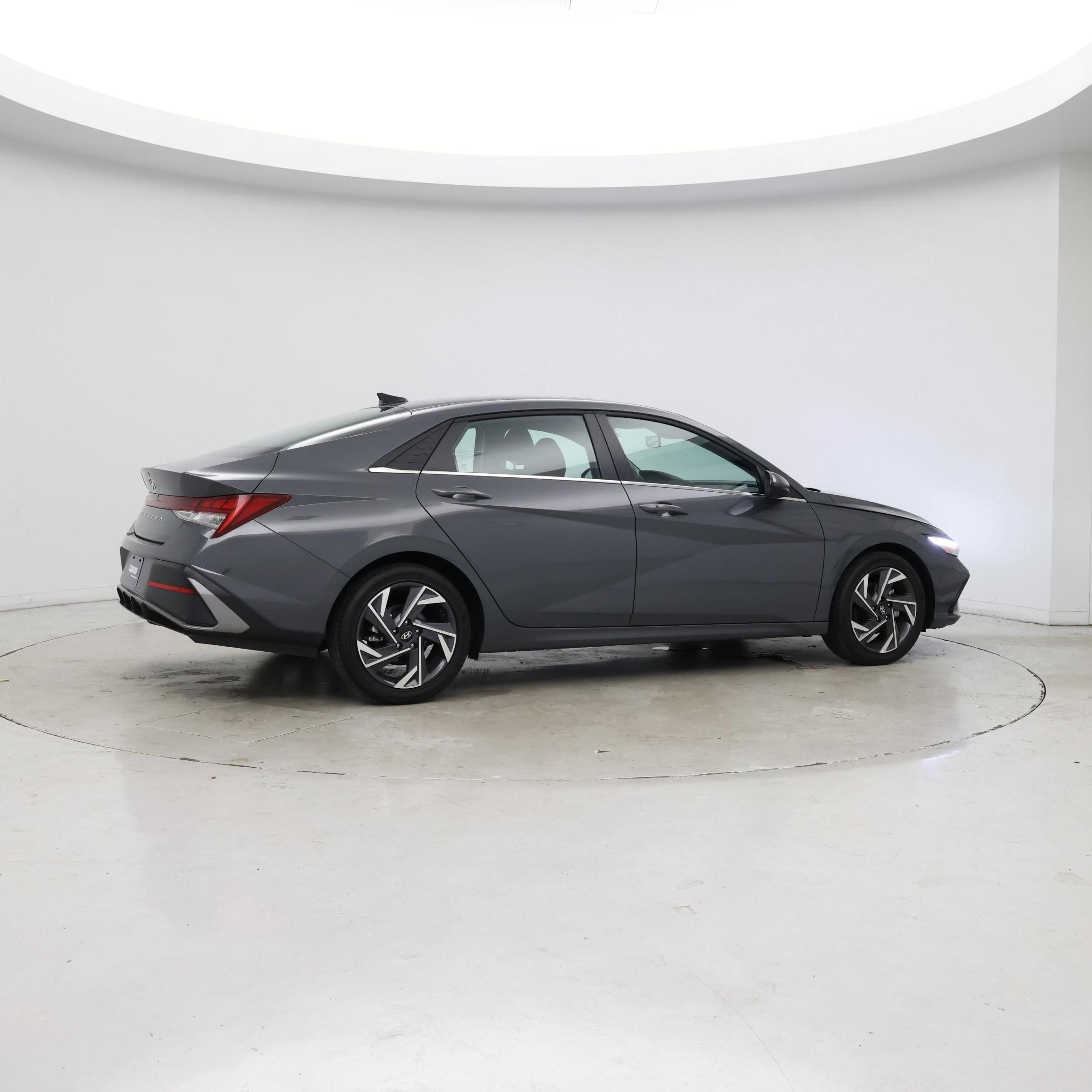 Thumbnail: 2025 Hyundai Elantra - 8