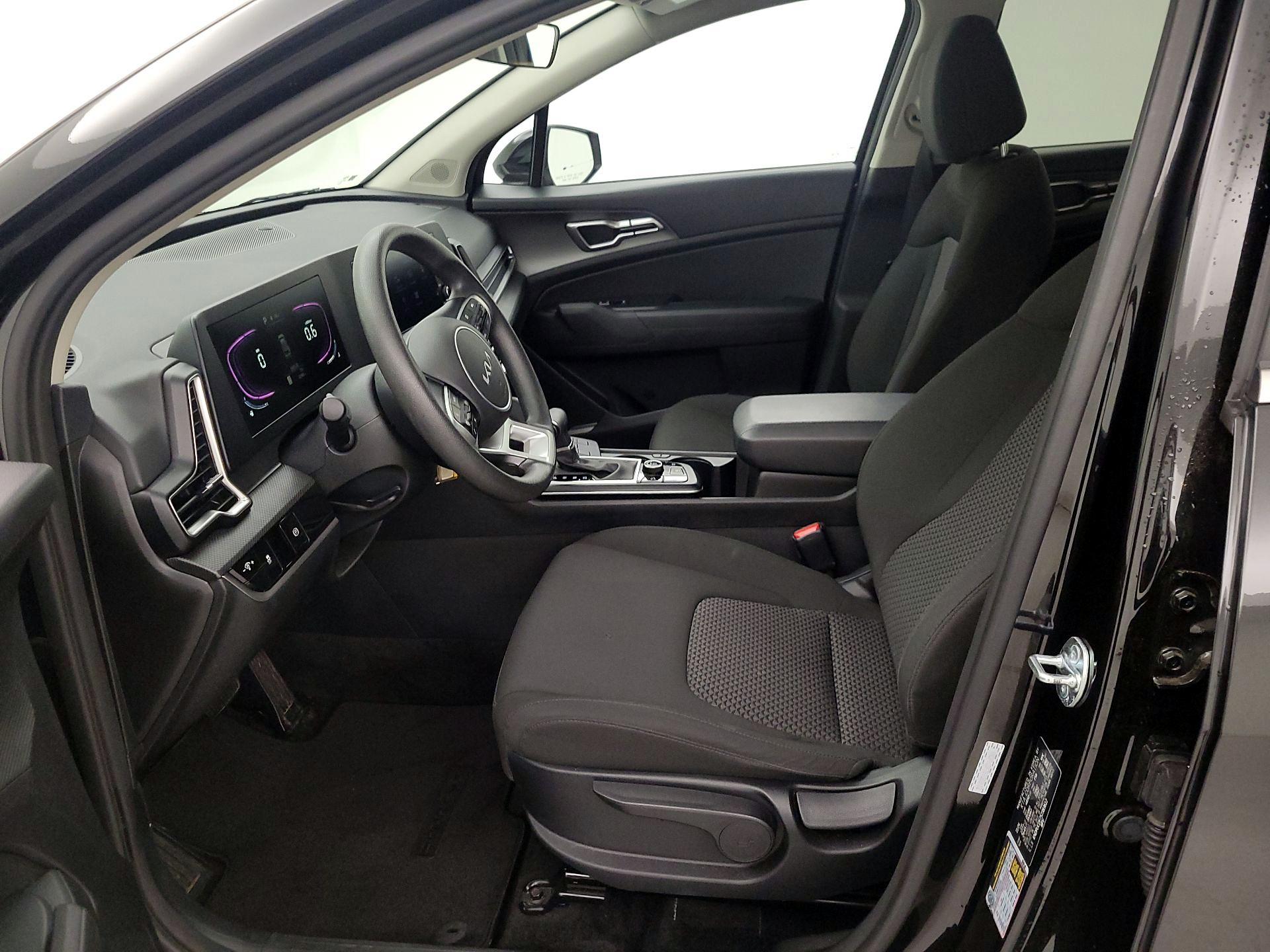 Thumbnail: 2025 Kia Sportage - 11