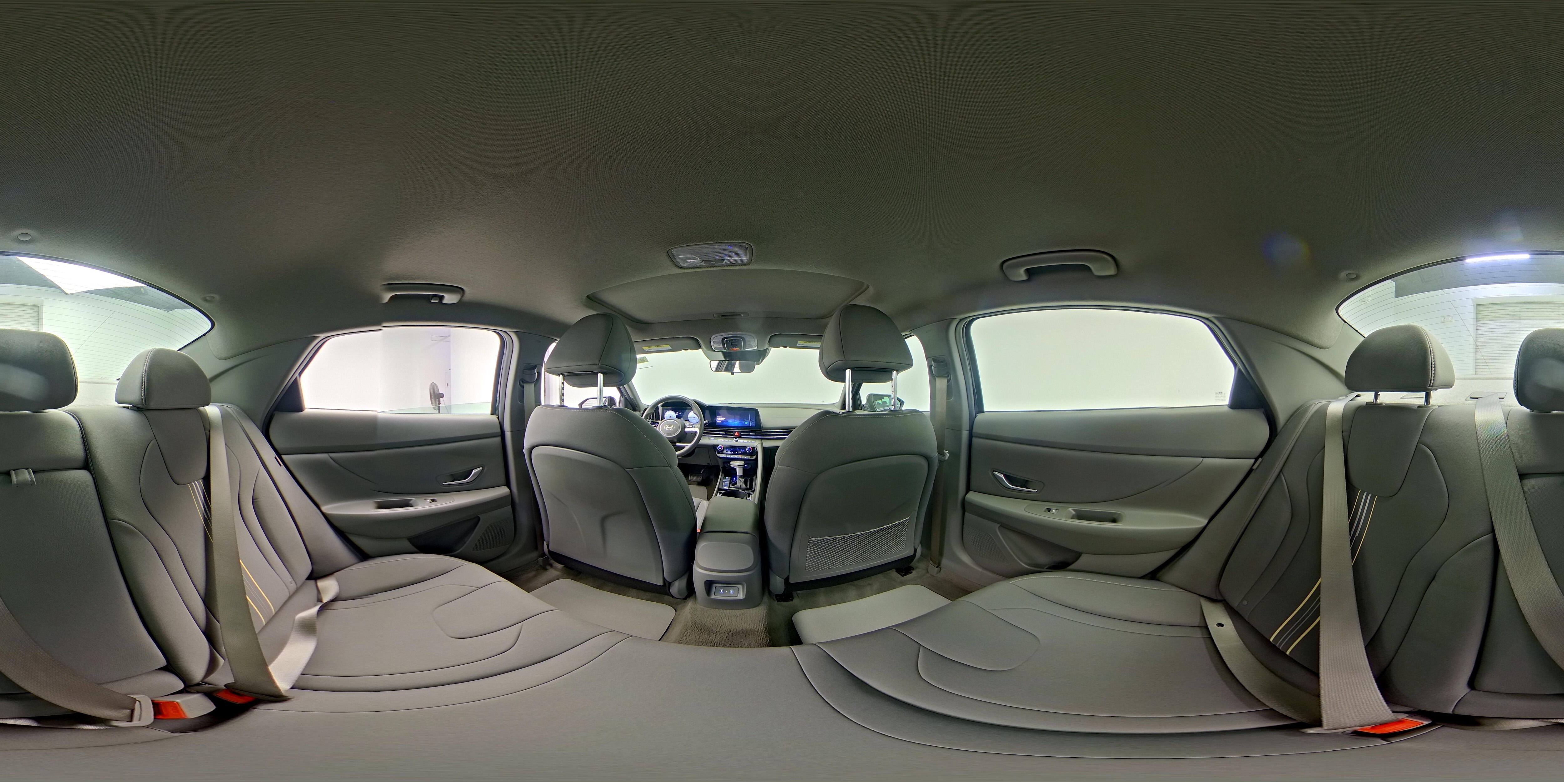 2025 Hyundai Elantra SEL - Photo 26
