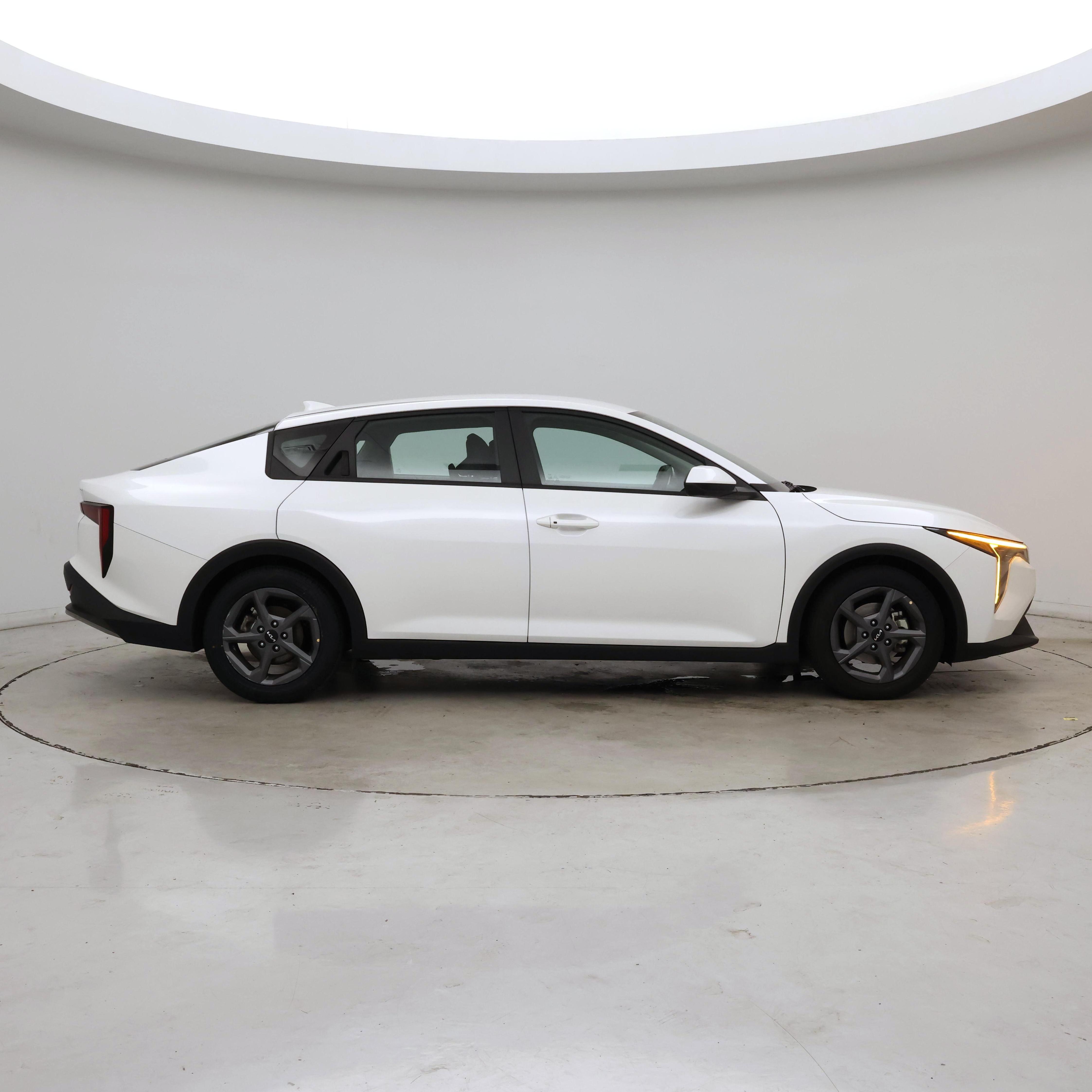 Thumbnail: 2025 Kia K4 - 5