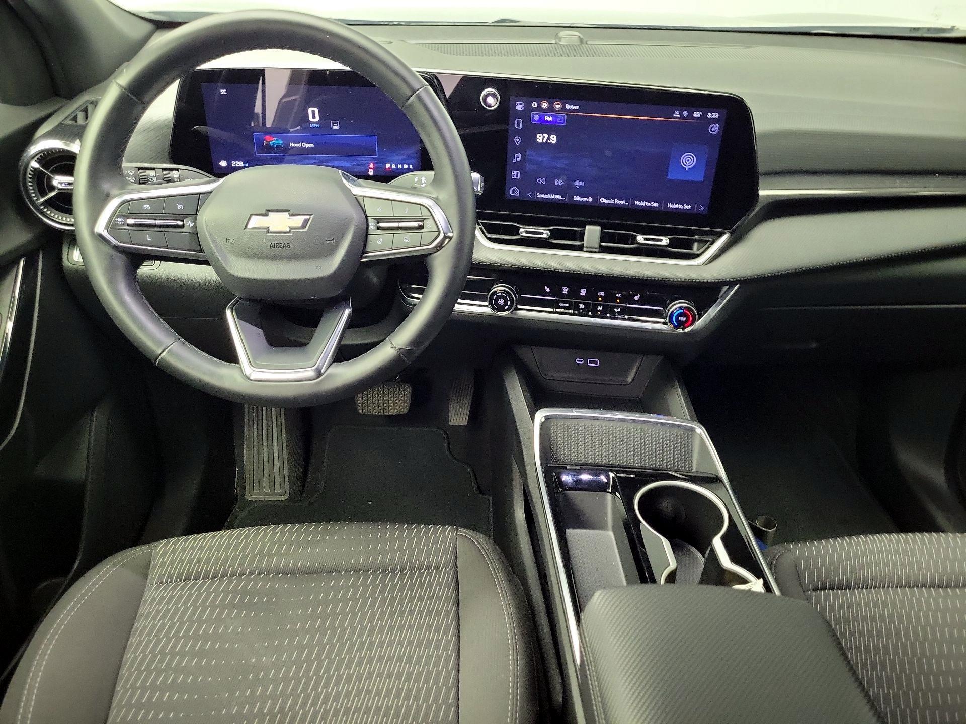 Thumbnail: 2025 Chevrolet Equinox - 9