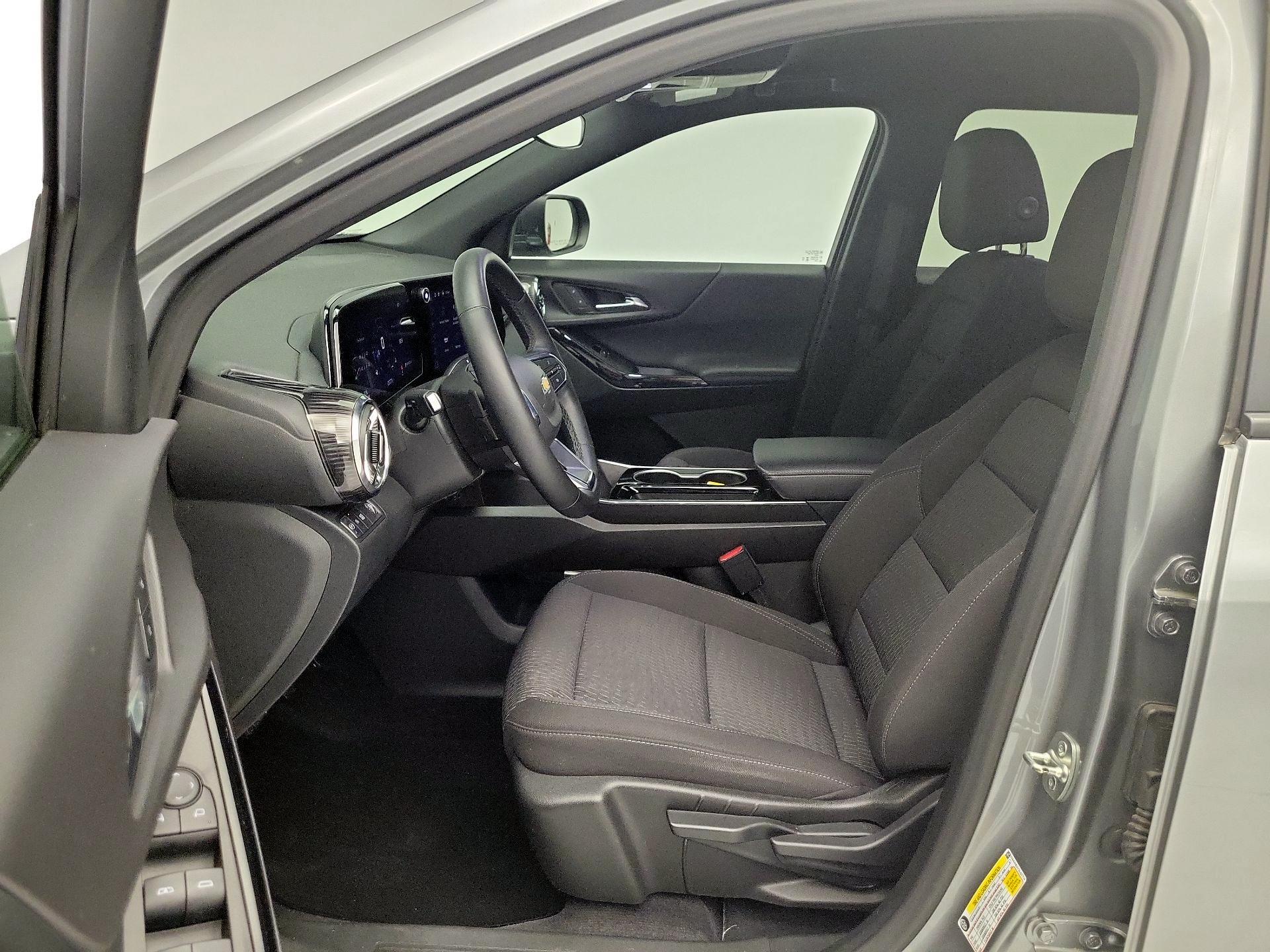Thumbnail: 2025 Chevrolet Equinox - 11
