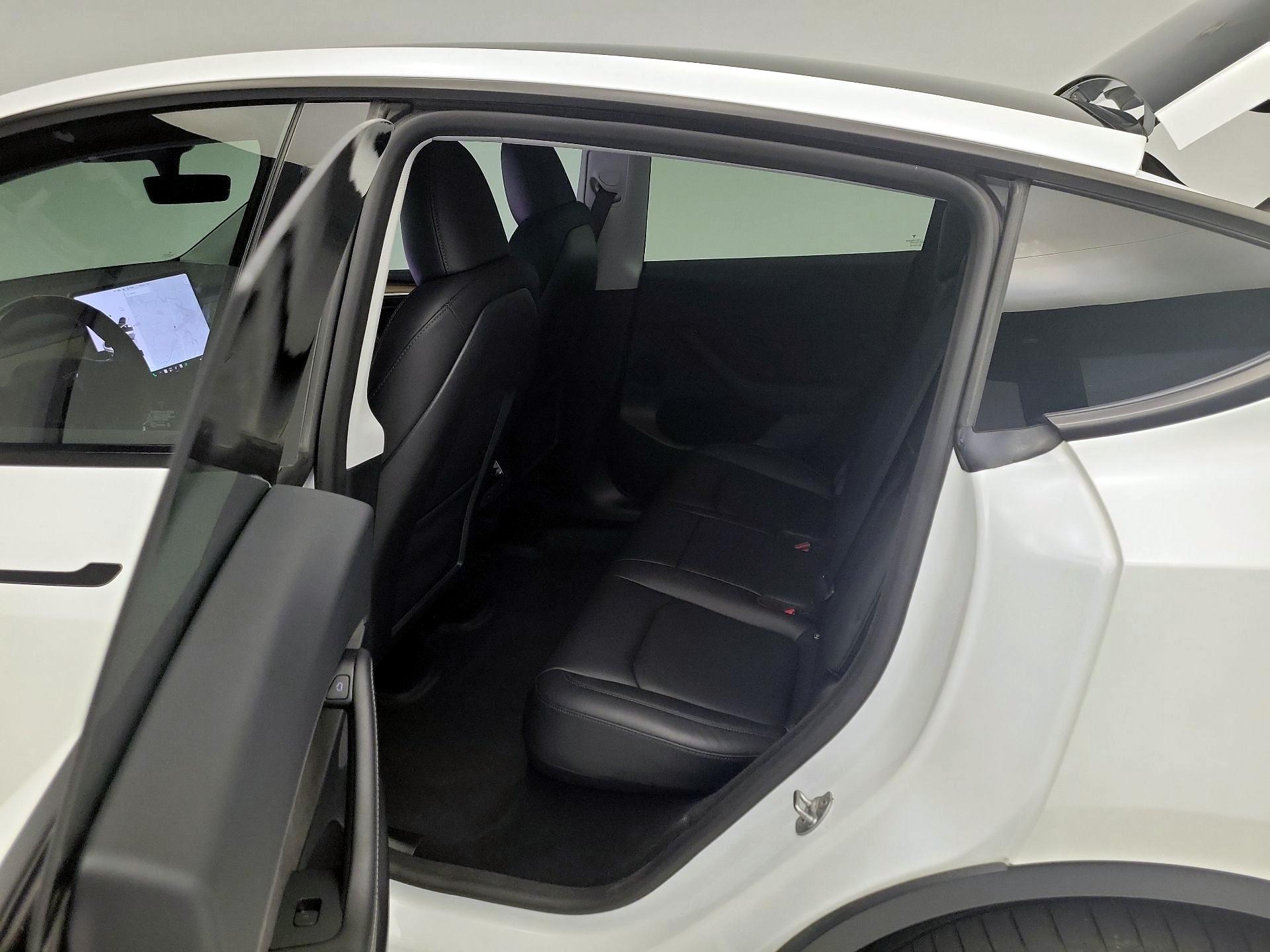 Thumbnail: 2023 Tesla Model Y - 19