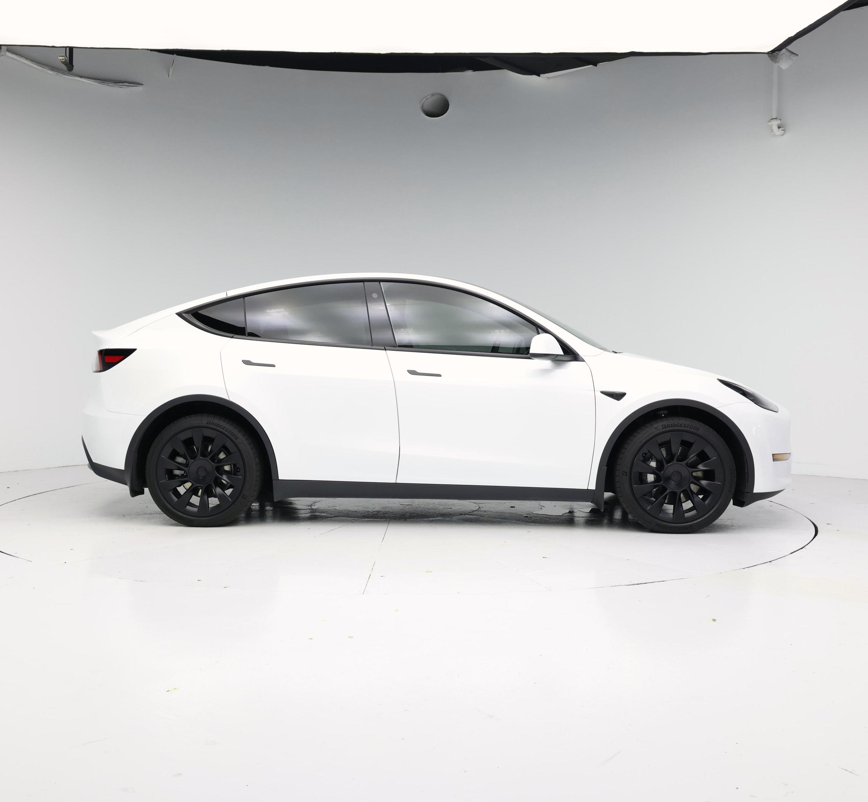 Thumbnail: 2023 Tesla Model Y - 7