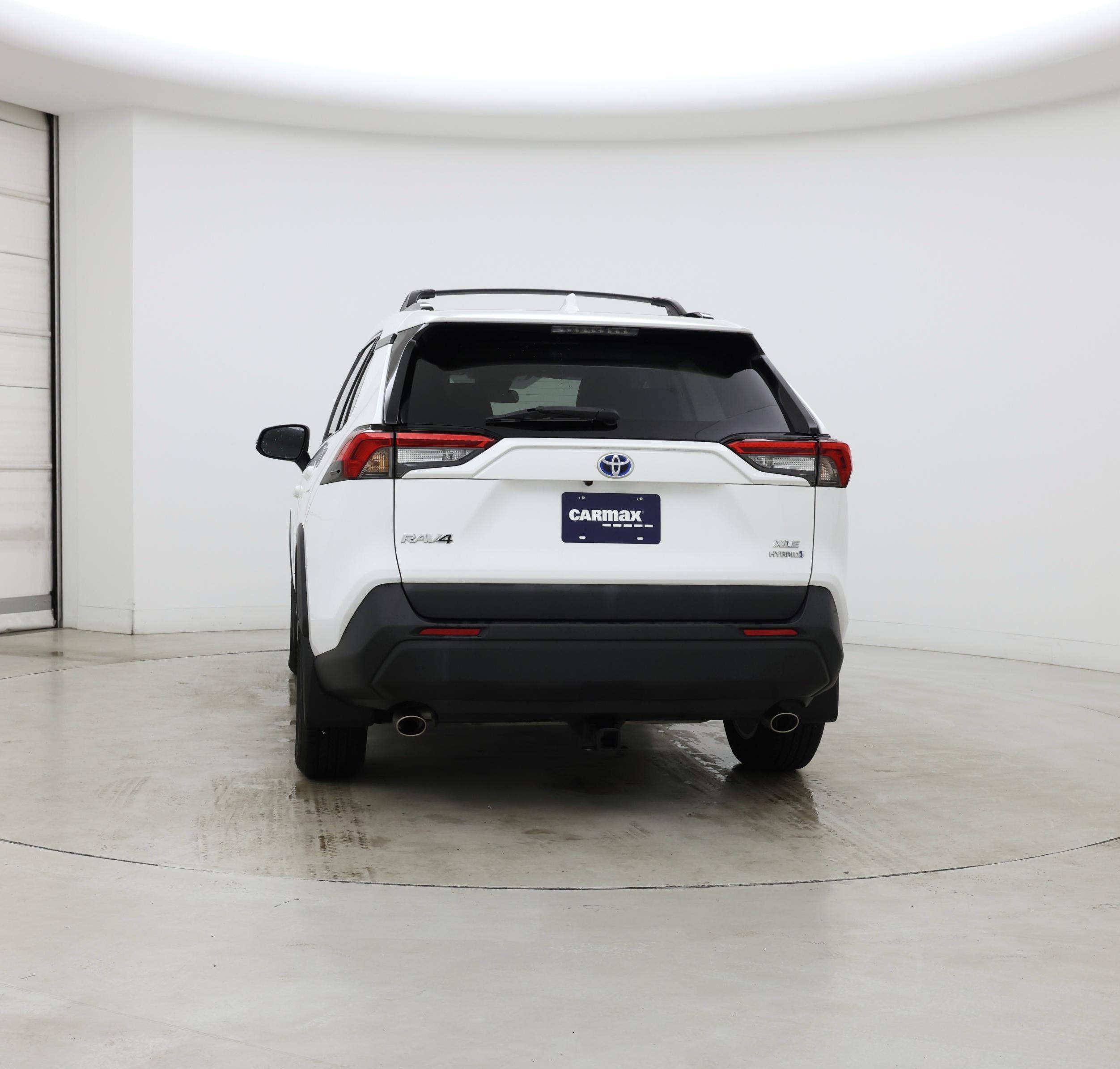 Thumbnail: 2021 Toyota RAV4 - 6
