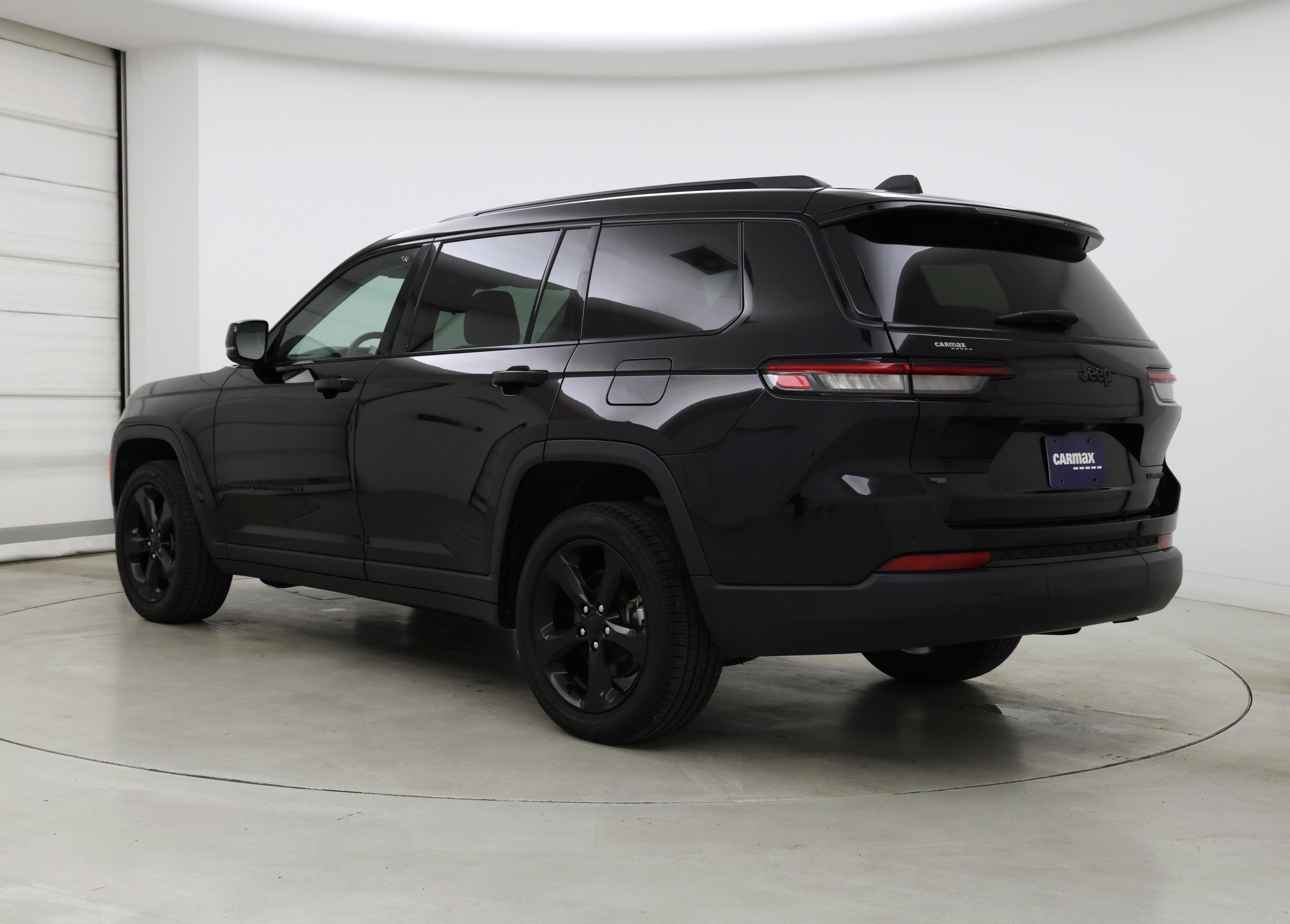 Thumbnail: 2023 Jeep Grand Cherokee L - 2