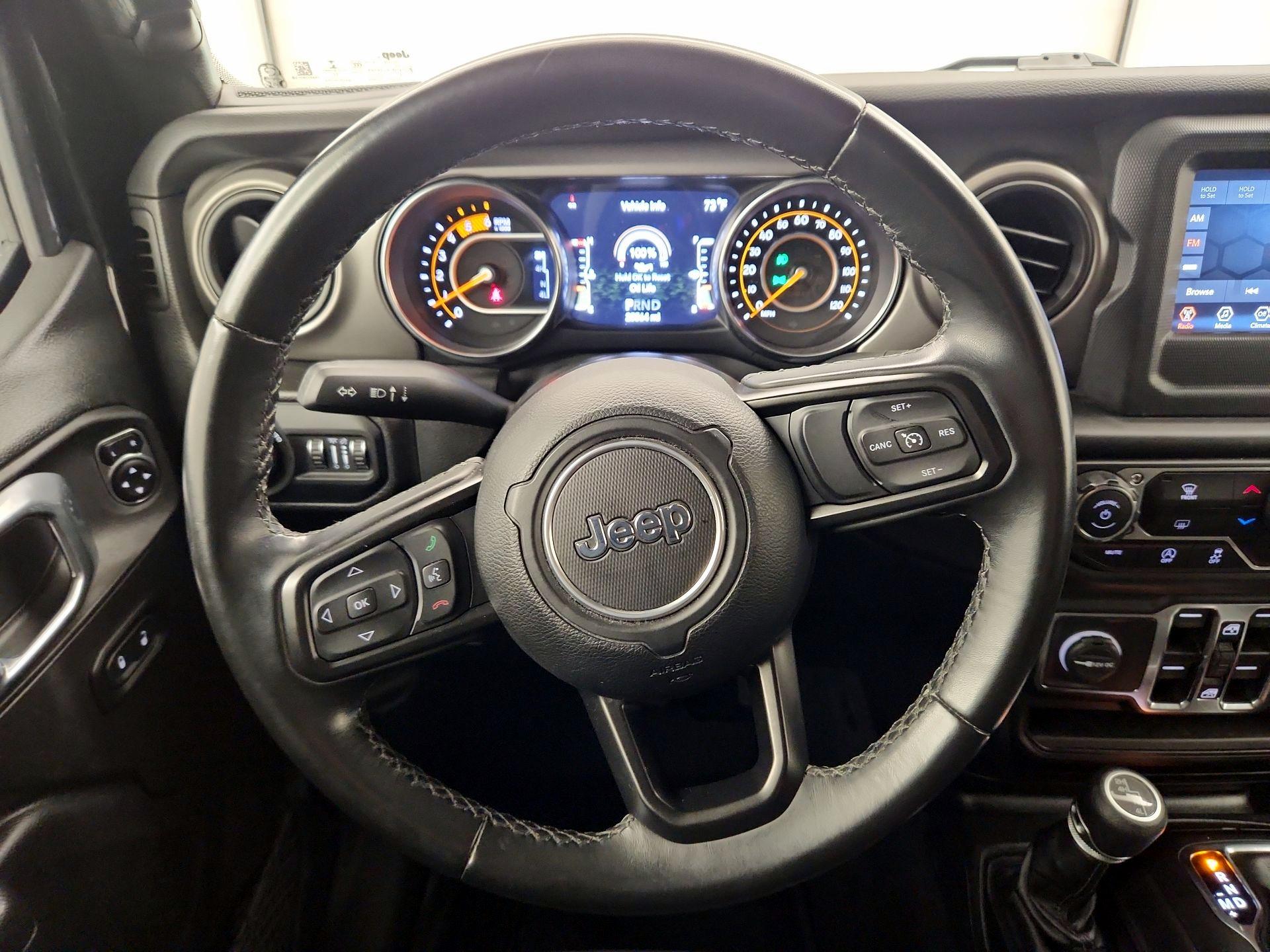 Thumbnail: 2022 Jeep Wrangler - 10