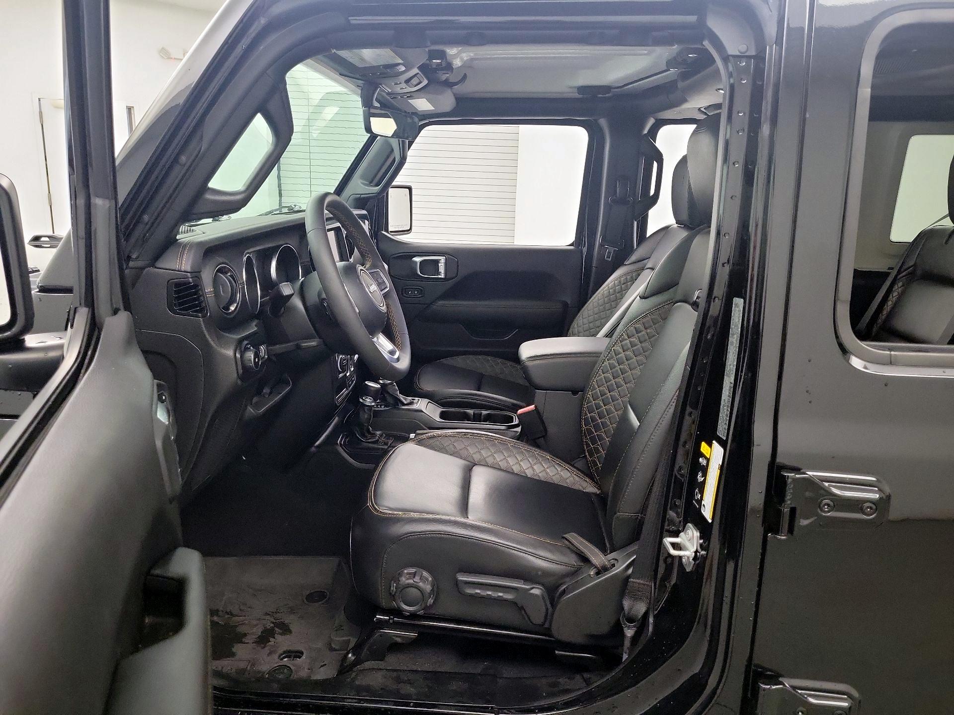 Thumbnail: 2023 Jeep Wrangler - 9