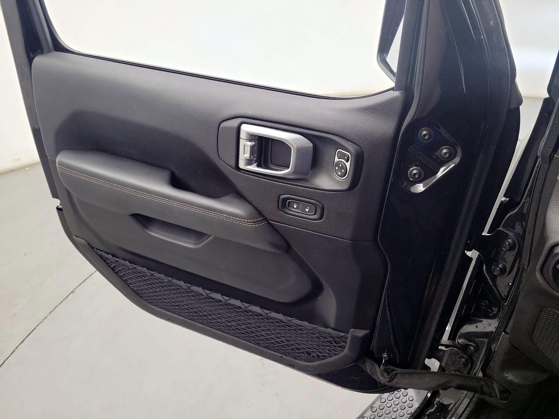 Thumbnail: 2023 Jeep Wrangler - 10