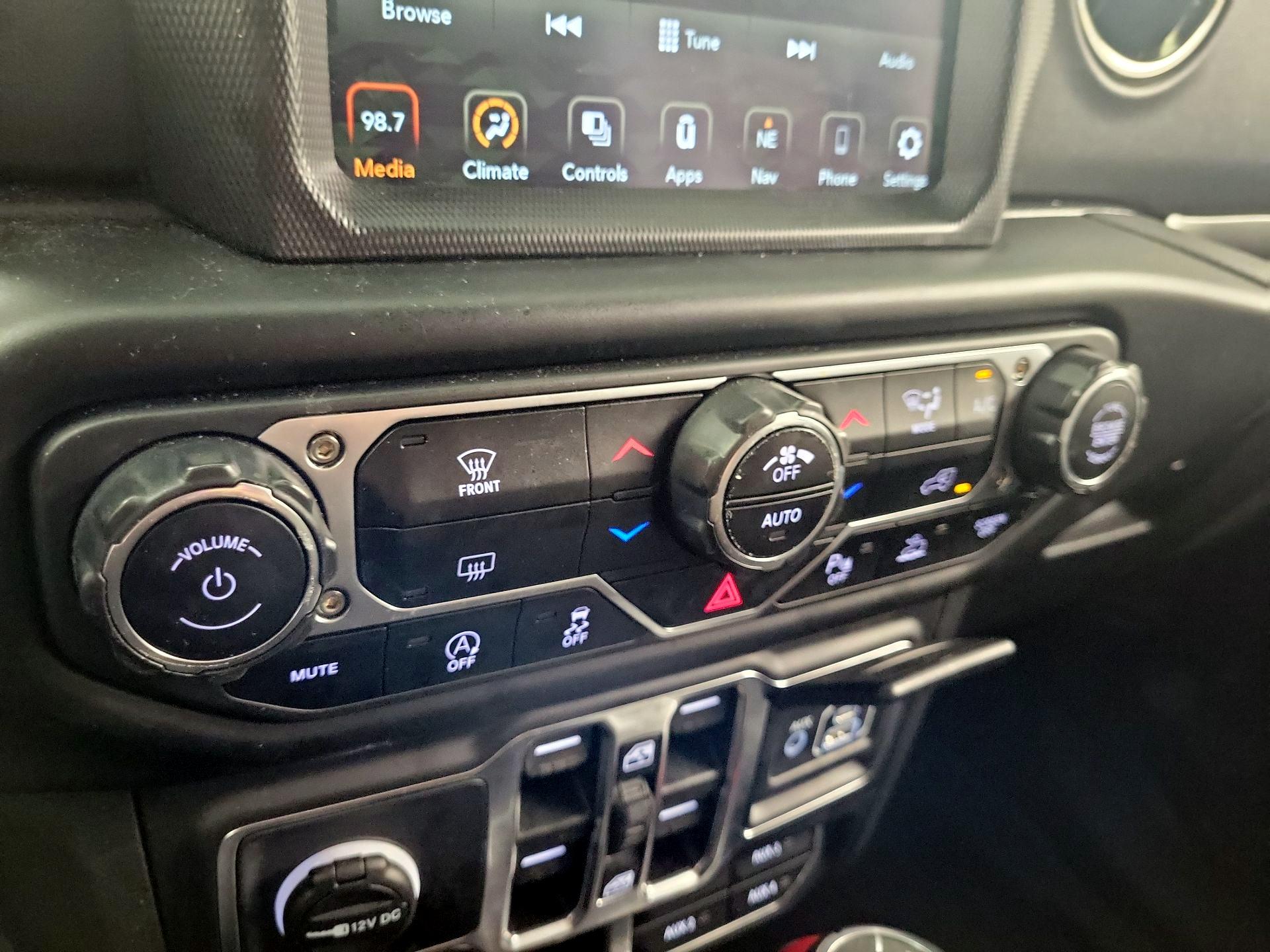 Thumbnail: 2023 Jeep Wrangler - 15