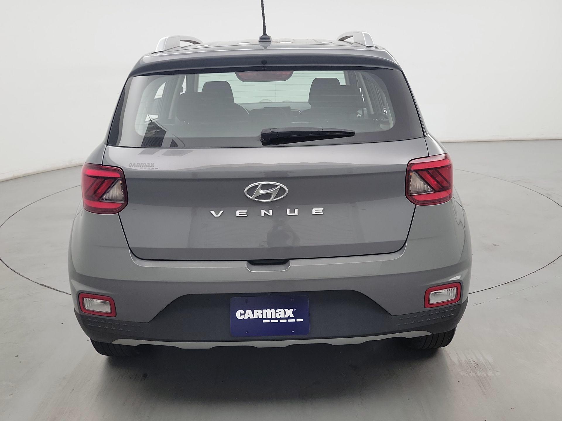 Thumbnail: 2023 Hyundai Venue - 6